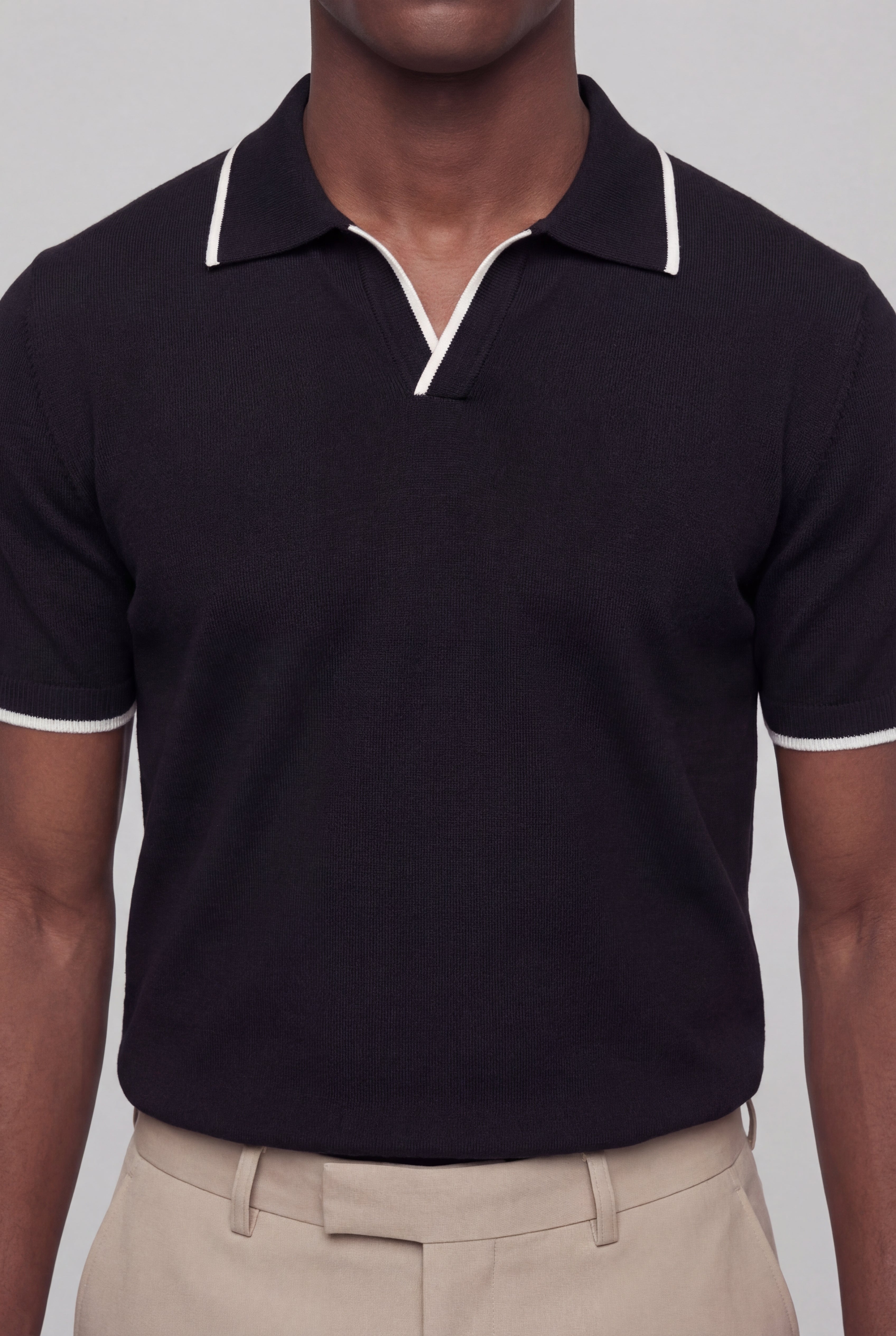 ALVERO CONTRAST TRIM POLO – BLACK