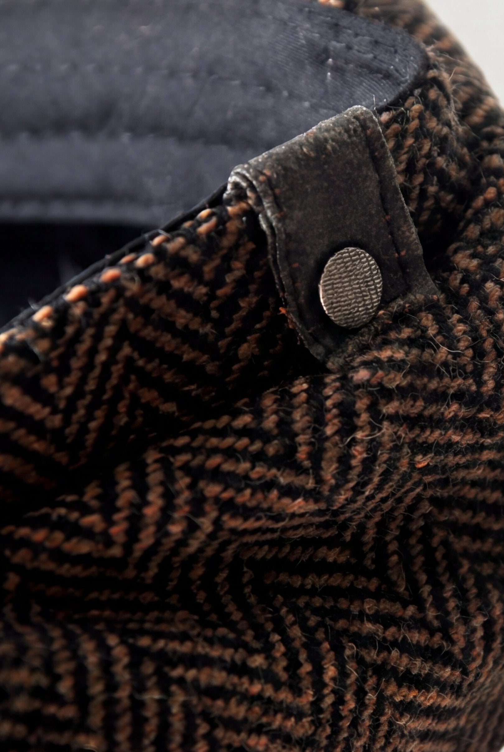 ARLENO OCTAGON CAP - HERRINGBONE COFFEE