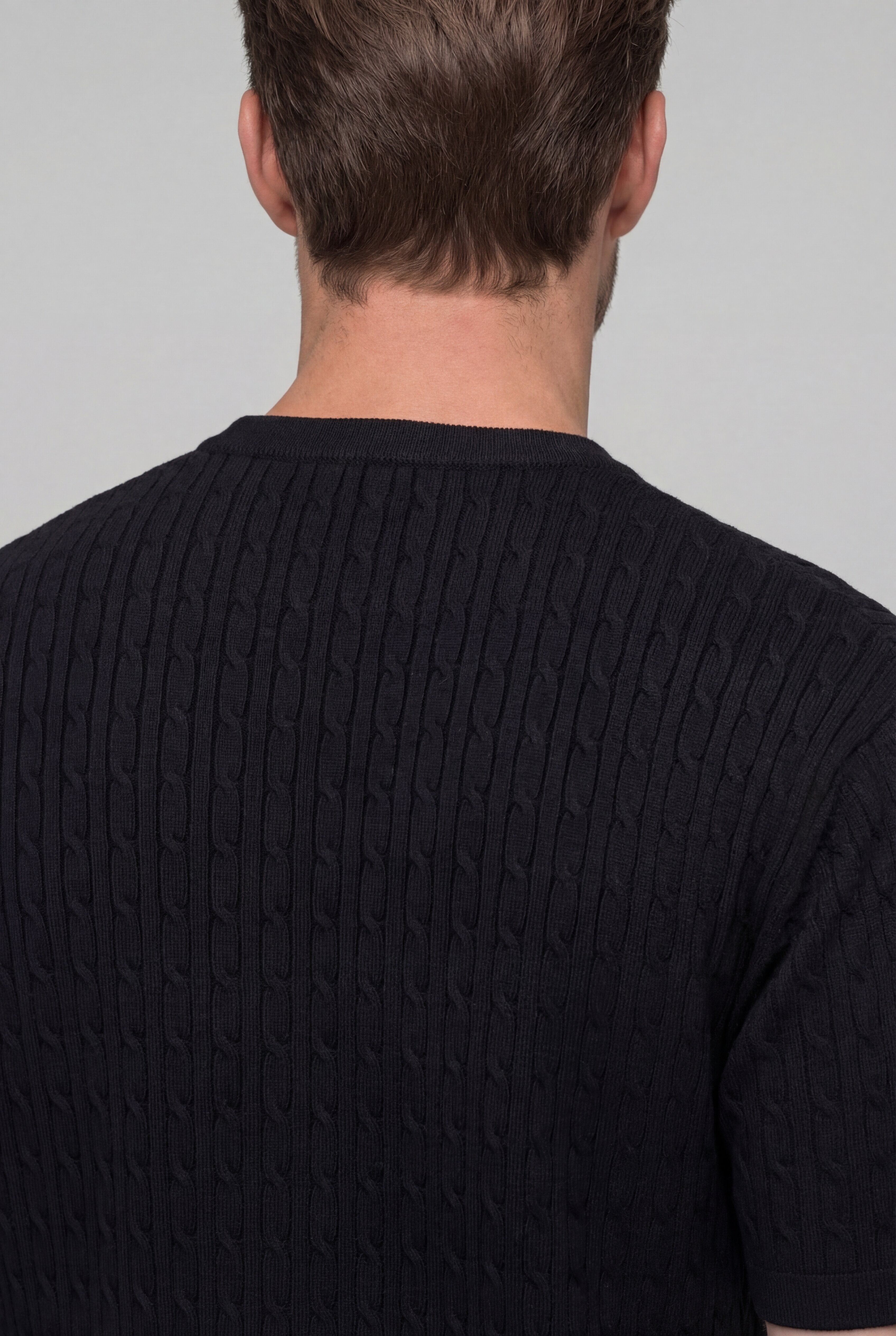 AUSREN TEXTURED KNIT T-SHIRT – BLACK