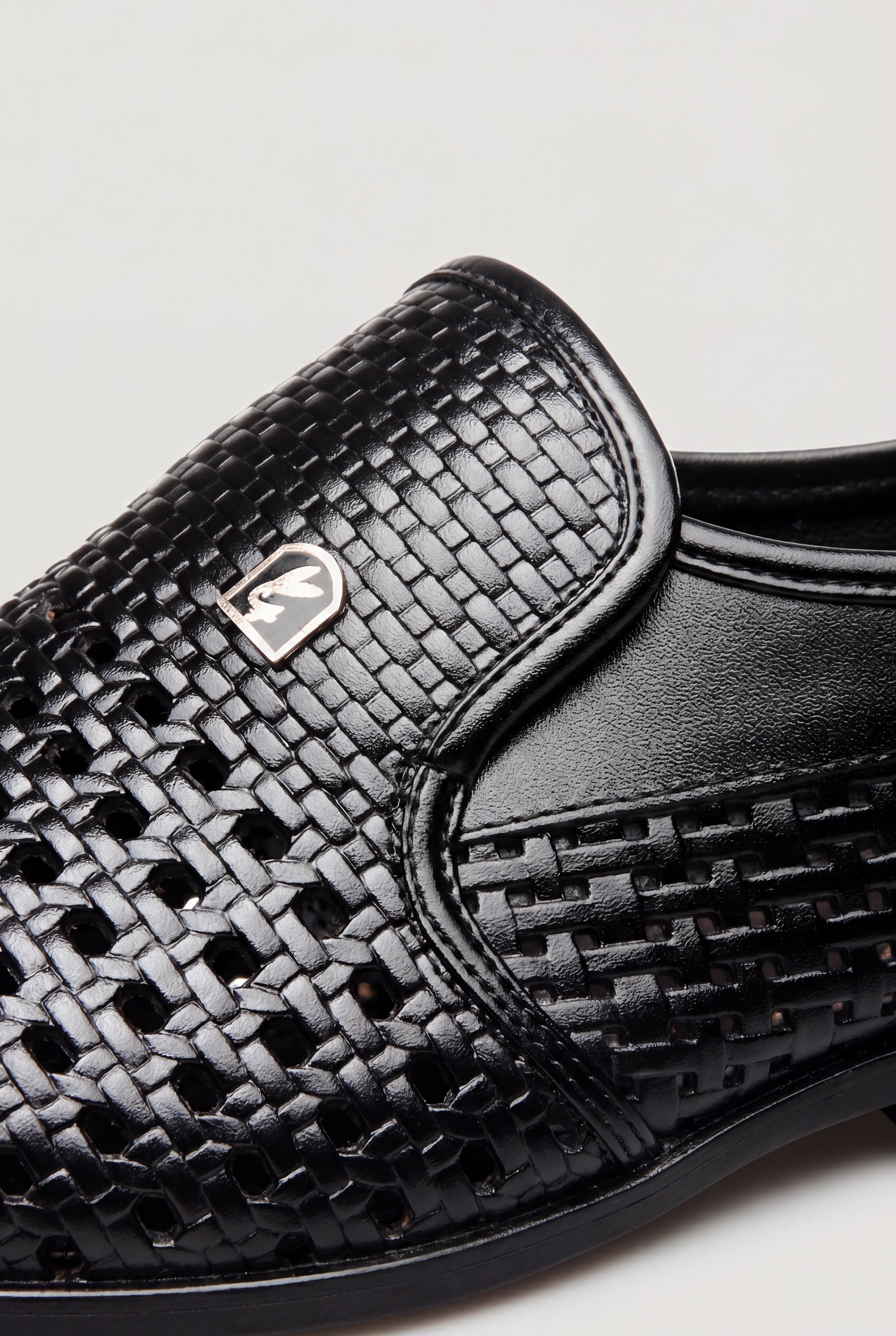 BREATHABLE CASUAL LOAFERS - BLACK