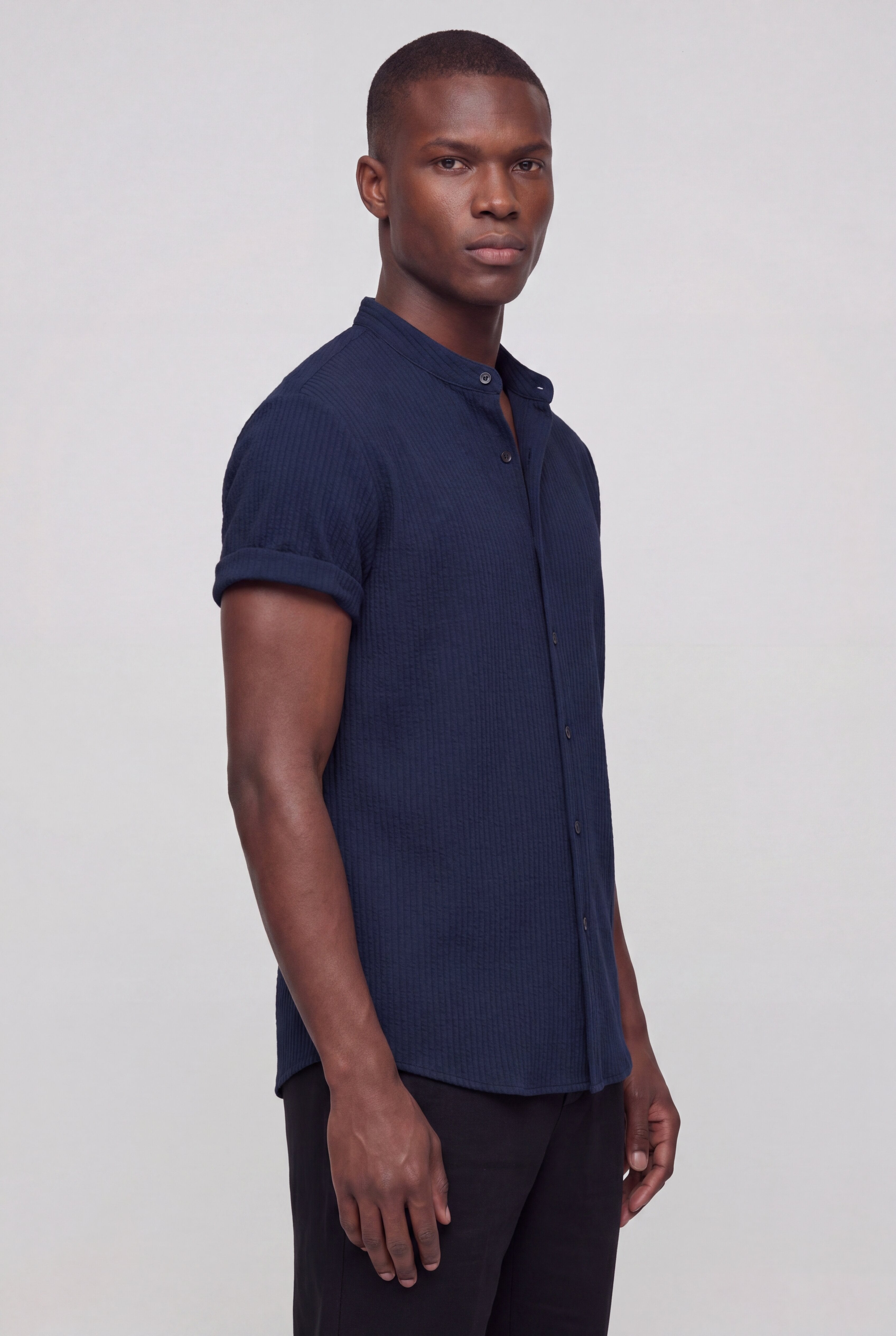 CYNTARO TEXTURED SHIRT – NAVY