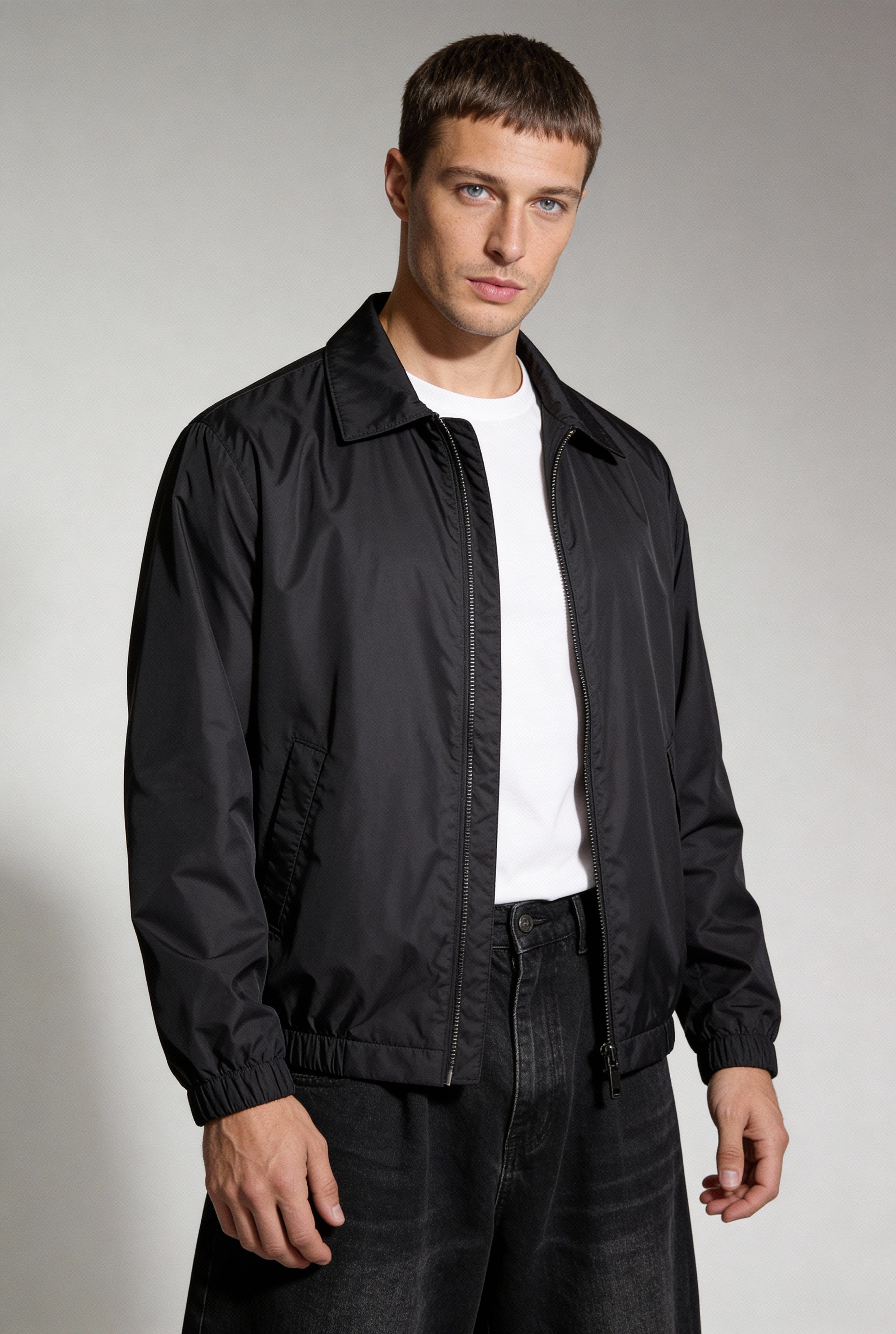 ELDRIC LIGHTWEIGHT FULL-ZIP JACKET – BLACK