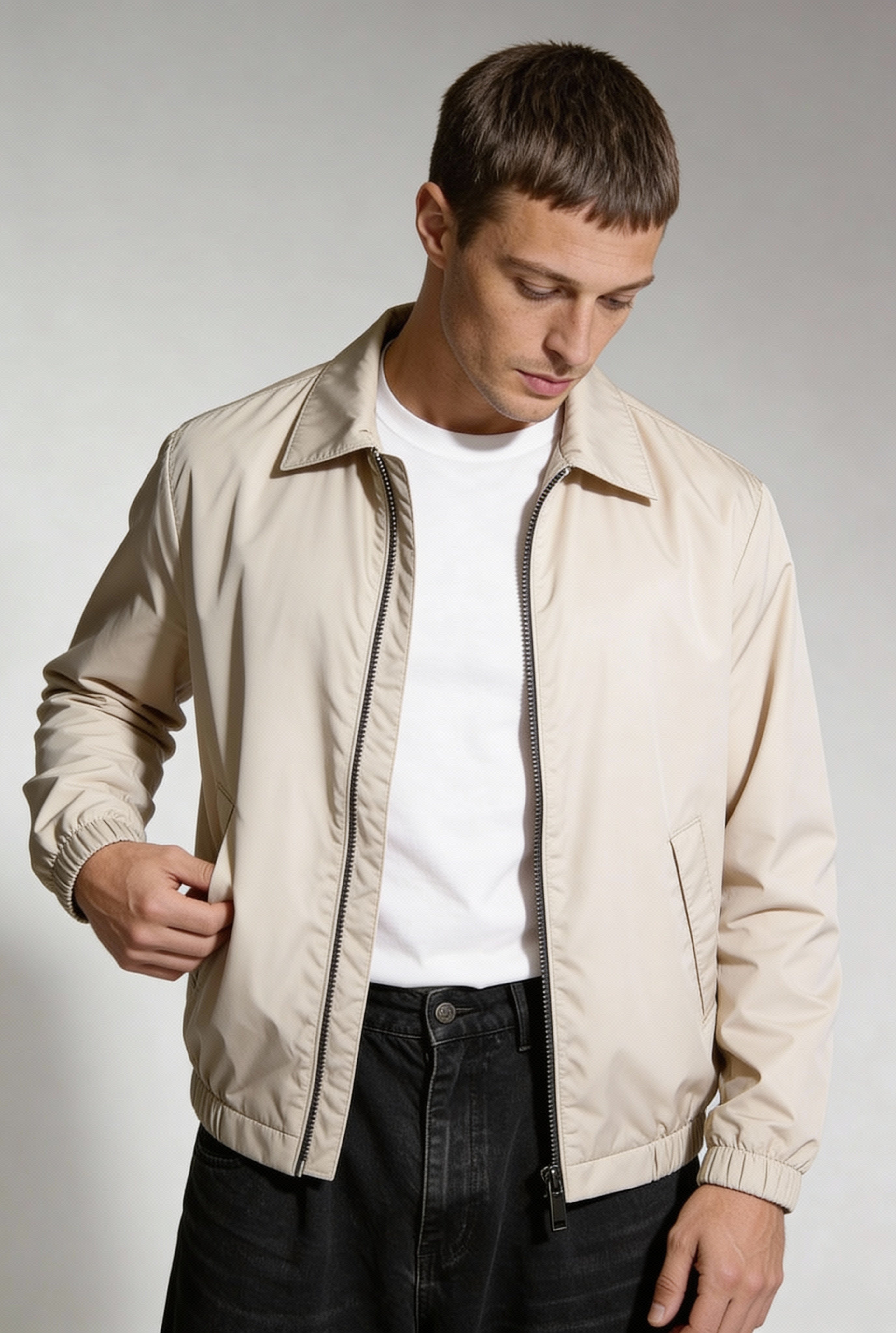 ELDRIC LIGHTWEIGHT FULL-ZIP JACKET – KHAKI