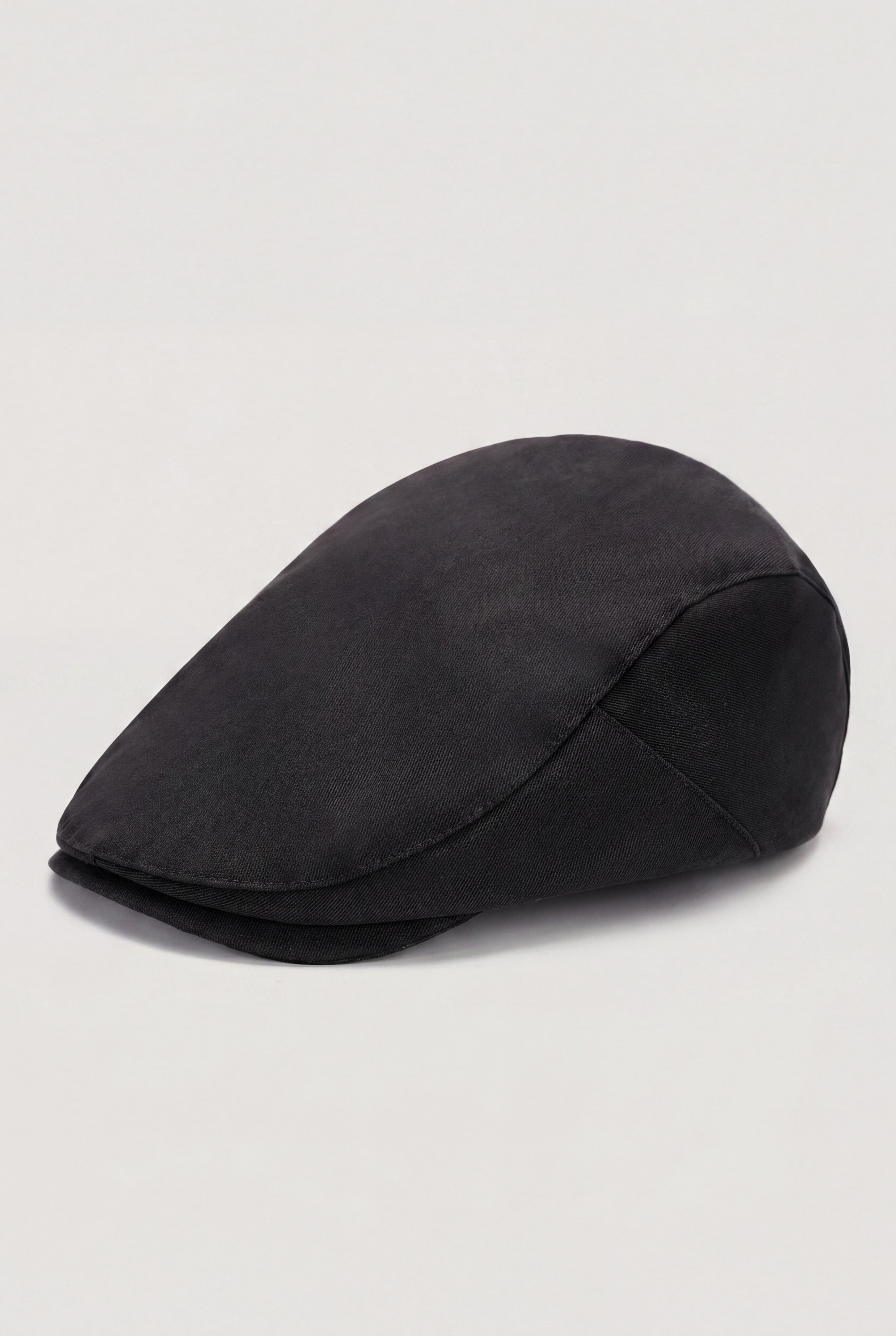 ELVANE FLAT CAP - BLACK