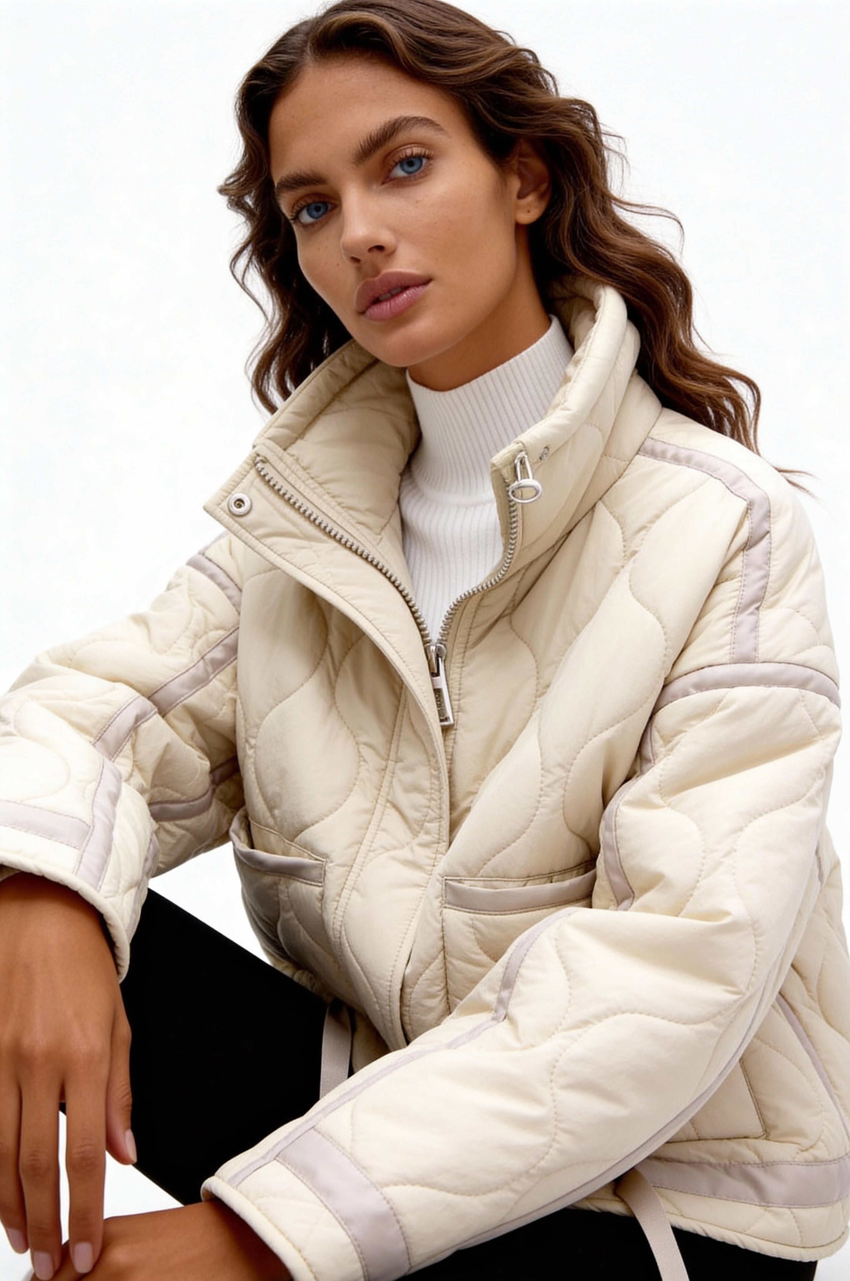 ELVORIA QUILTED JACKET – BEIGE
