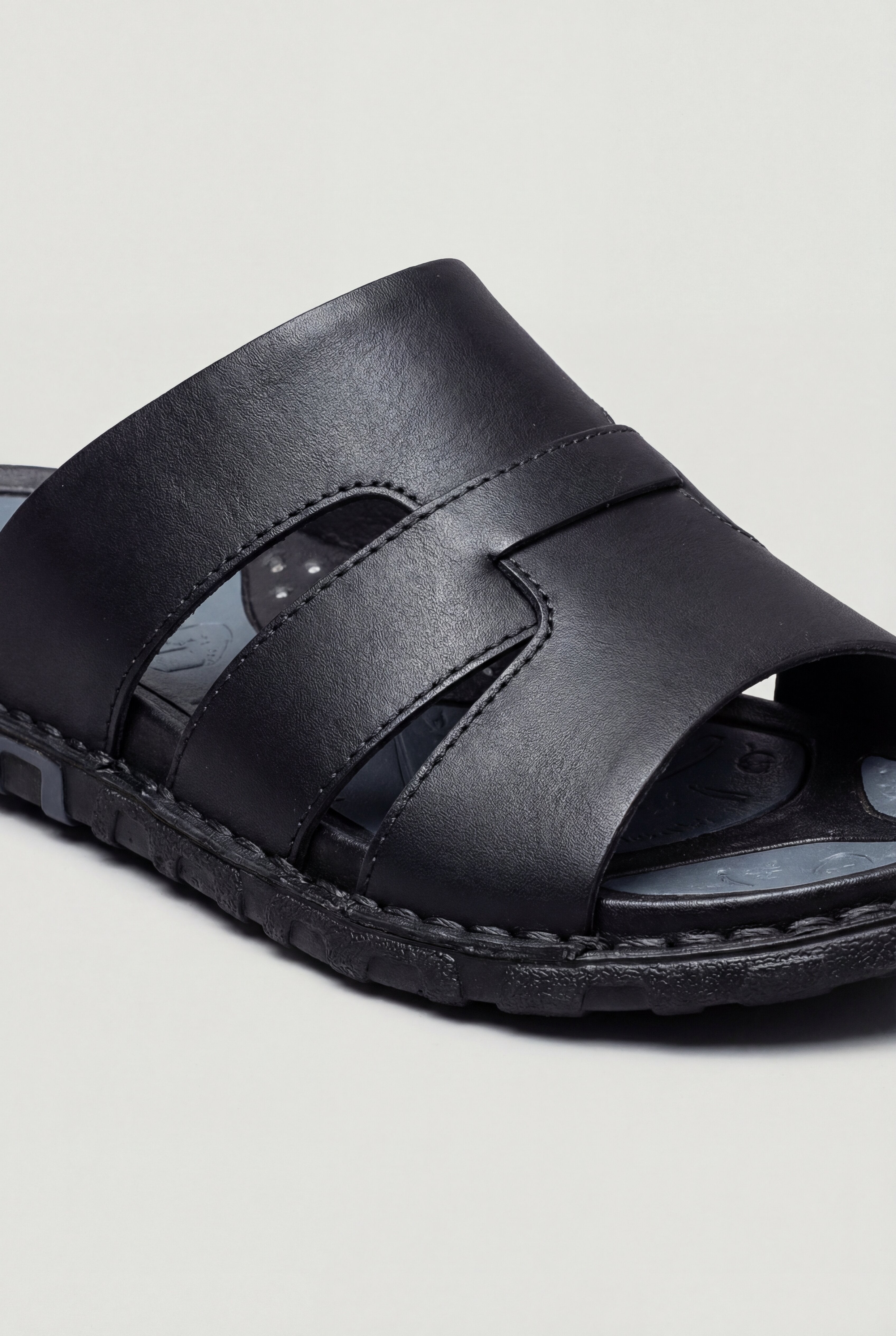 MAVREX CASUAL SLIDES – BLACK