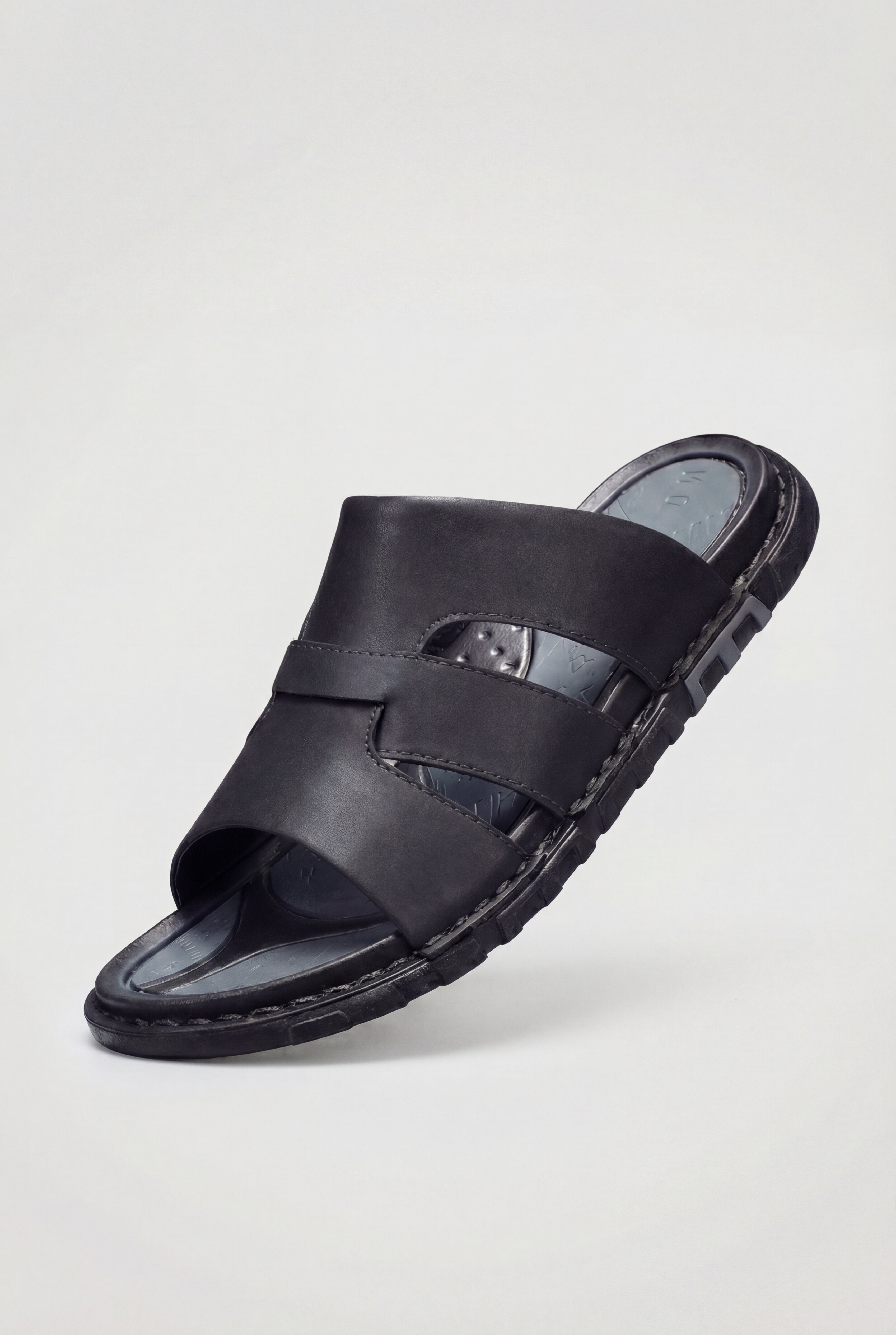 MAVREX CASUAL SLIDES – BLACK
