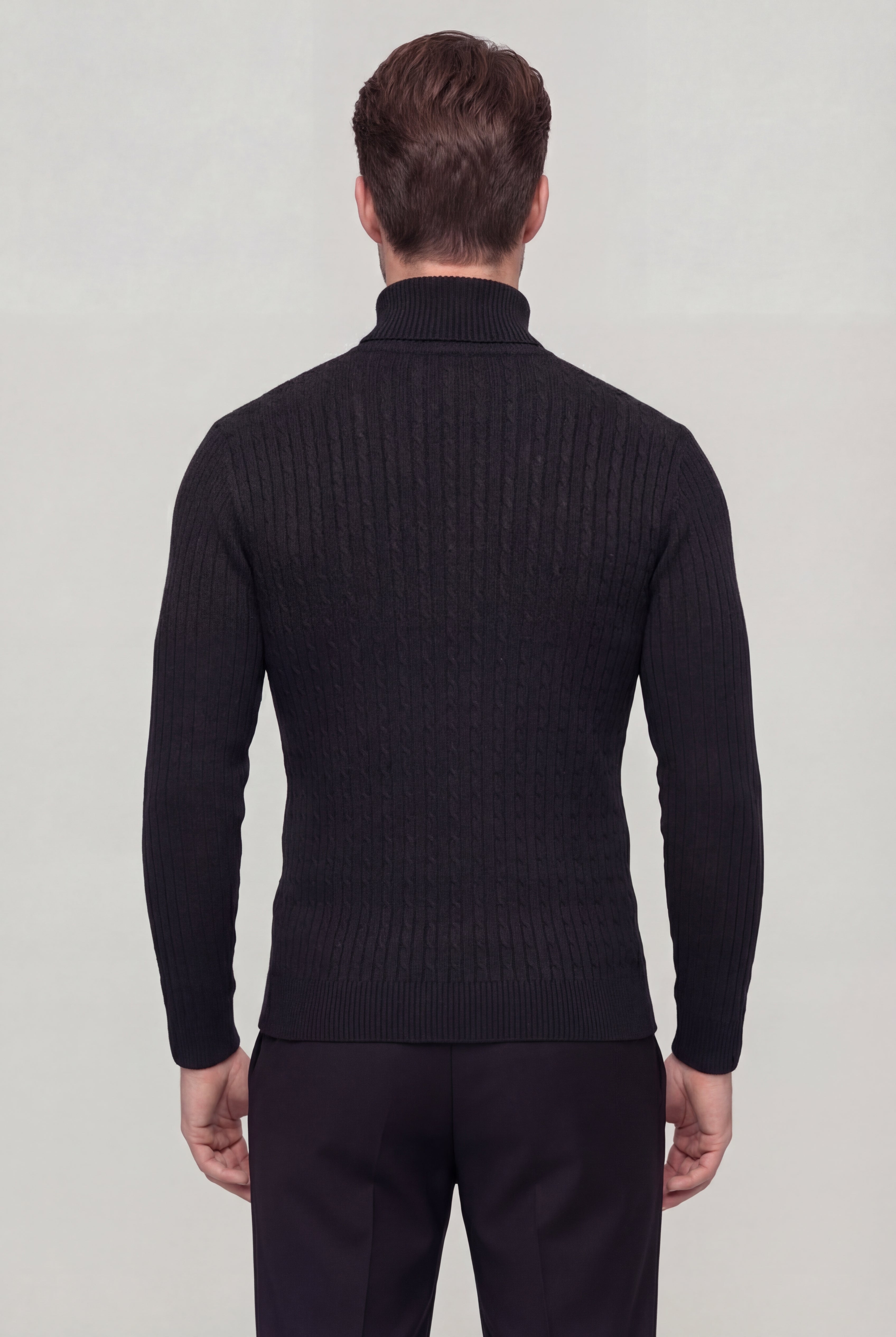 NORELLI CABLE TURTLENECK – BLACK