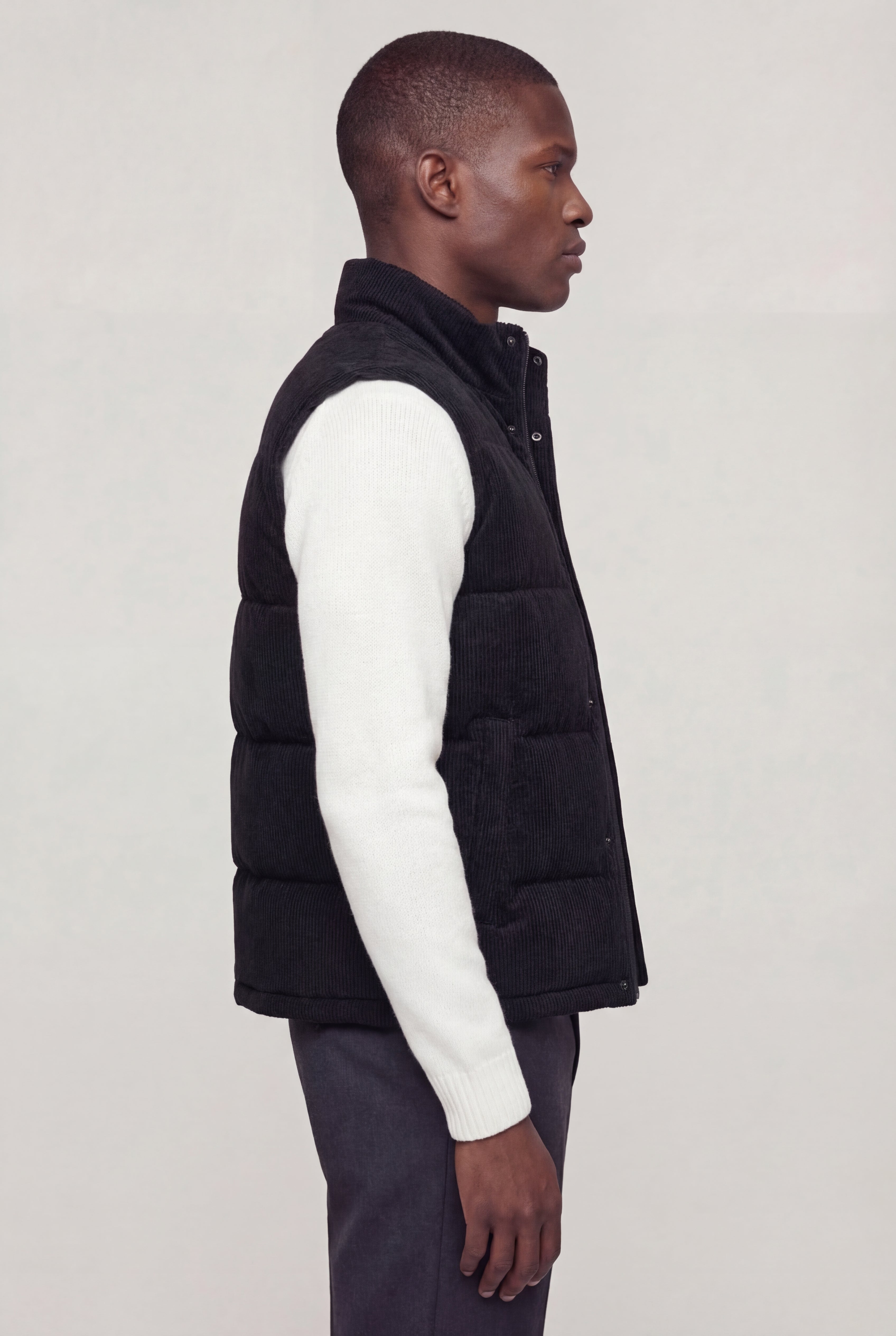 RAVION CORD PUFFER VEST – BLACK