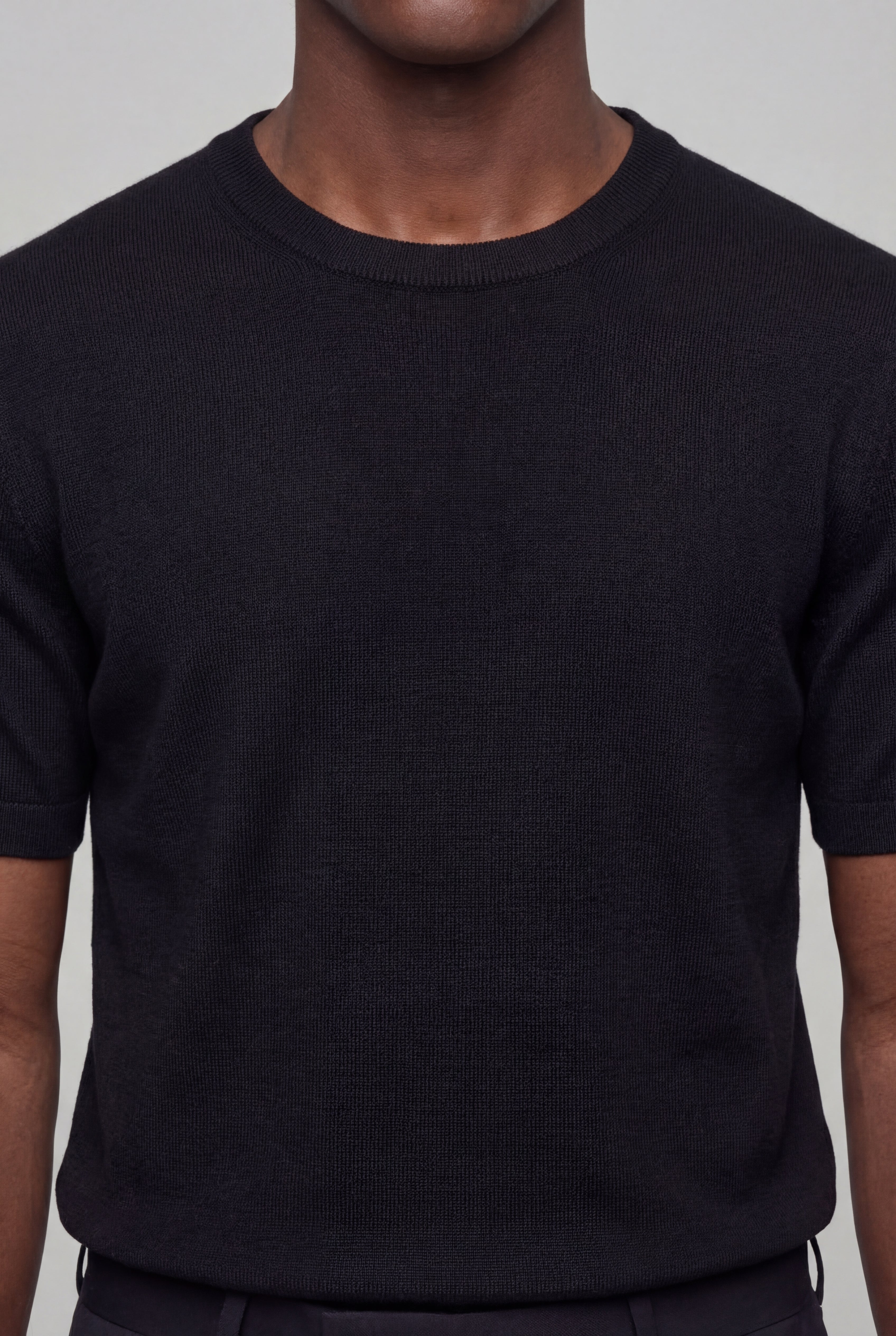 SOLEN KNIT TEE – BLACK