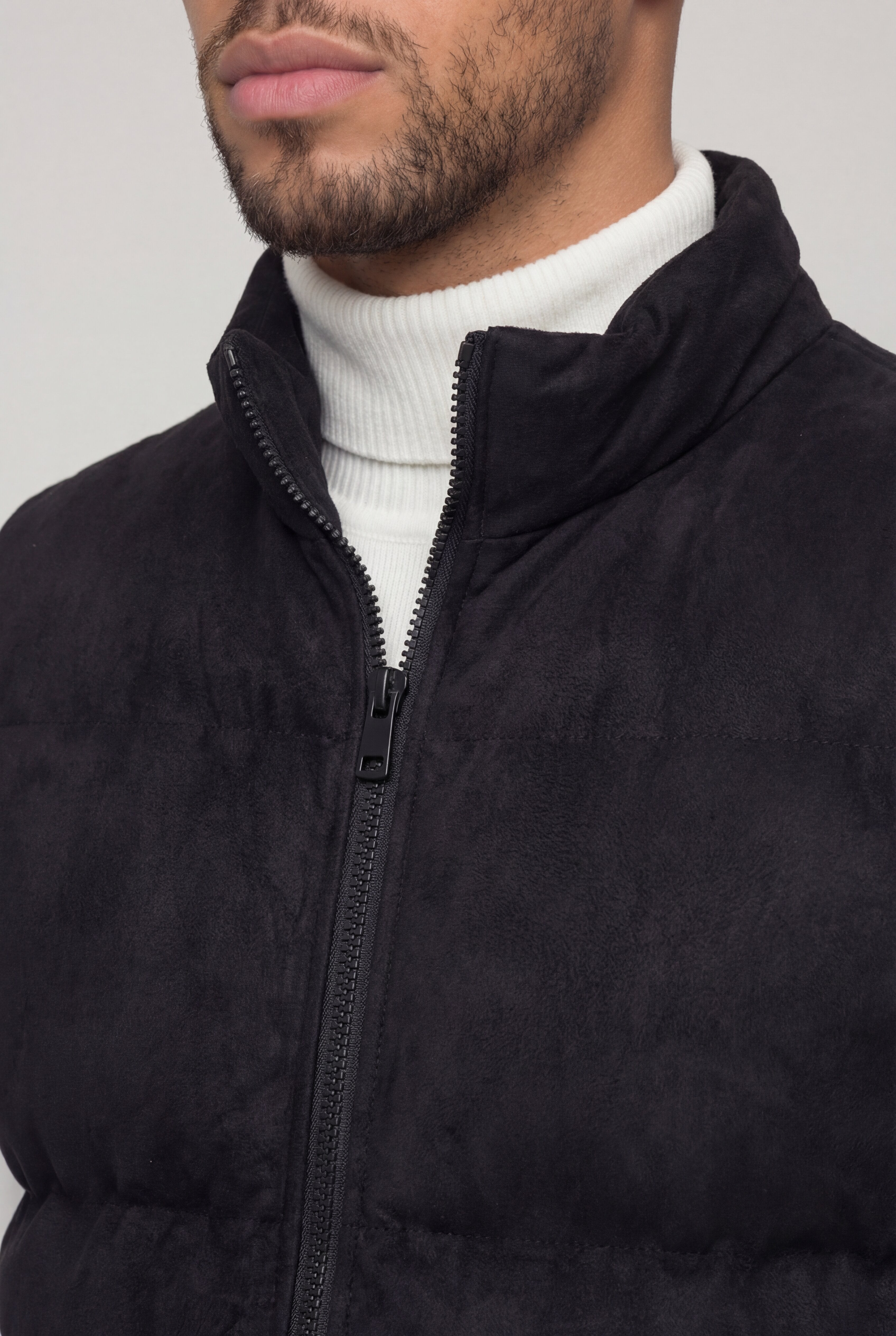 SOLVANE SUEDE VEST – BLACK