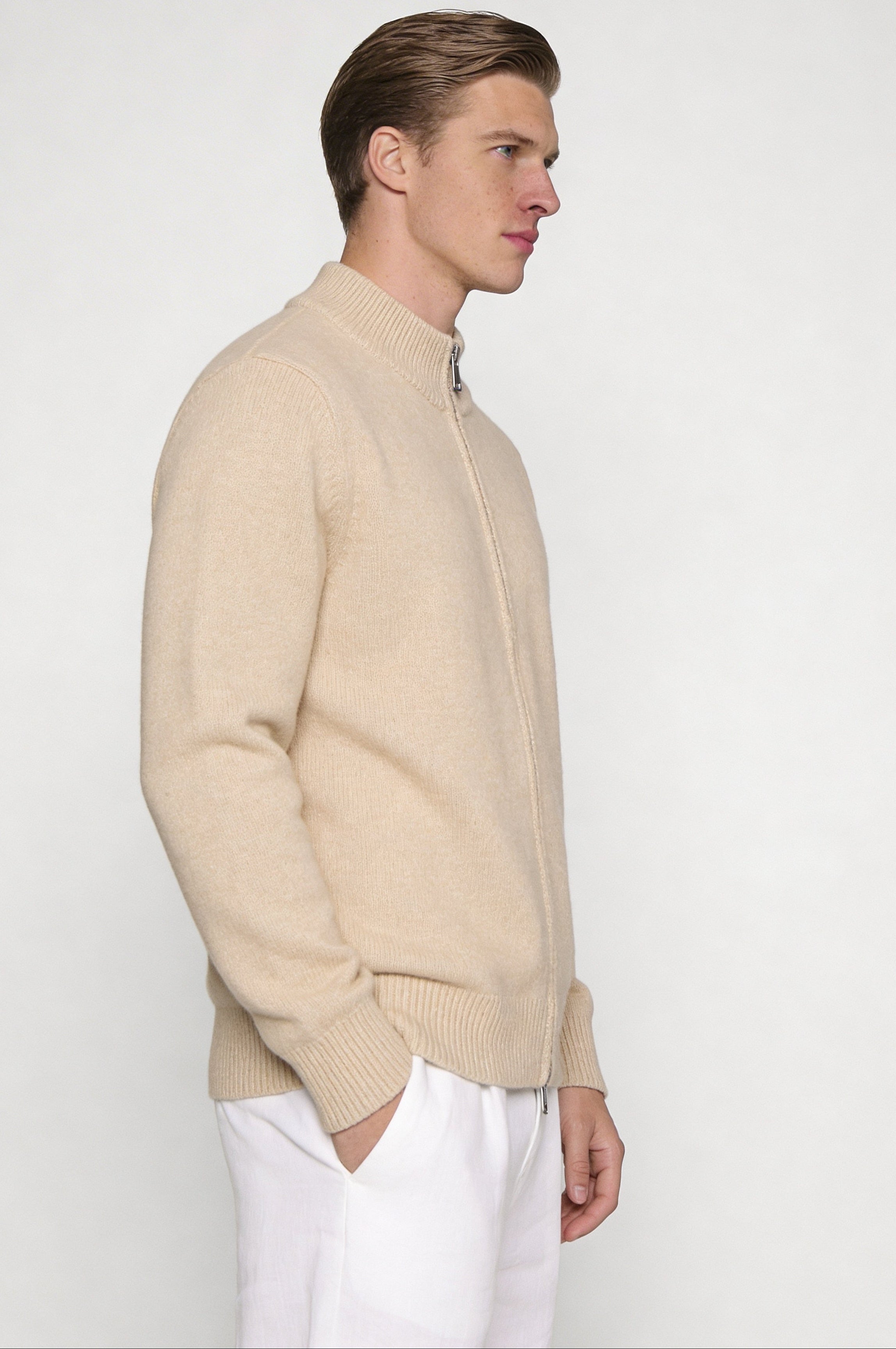VALERNO ZIP CARDIGAN – BEIGE