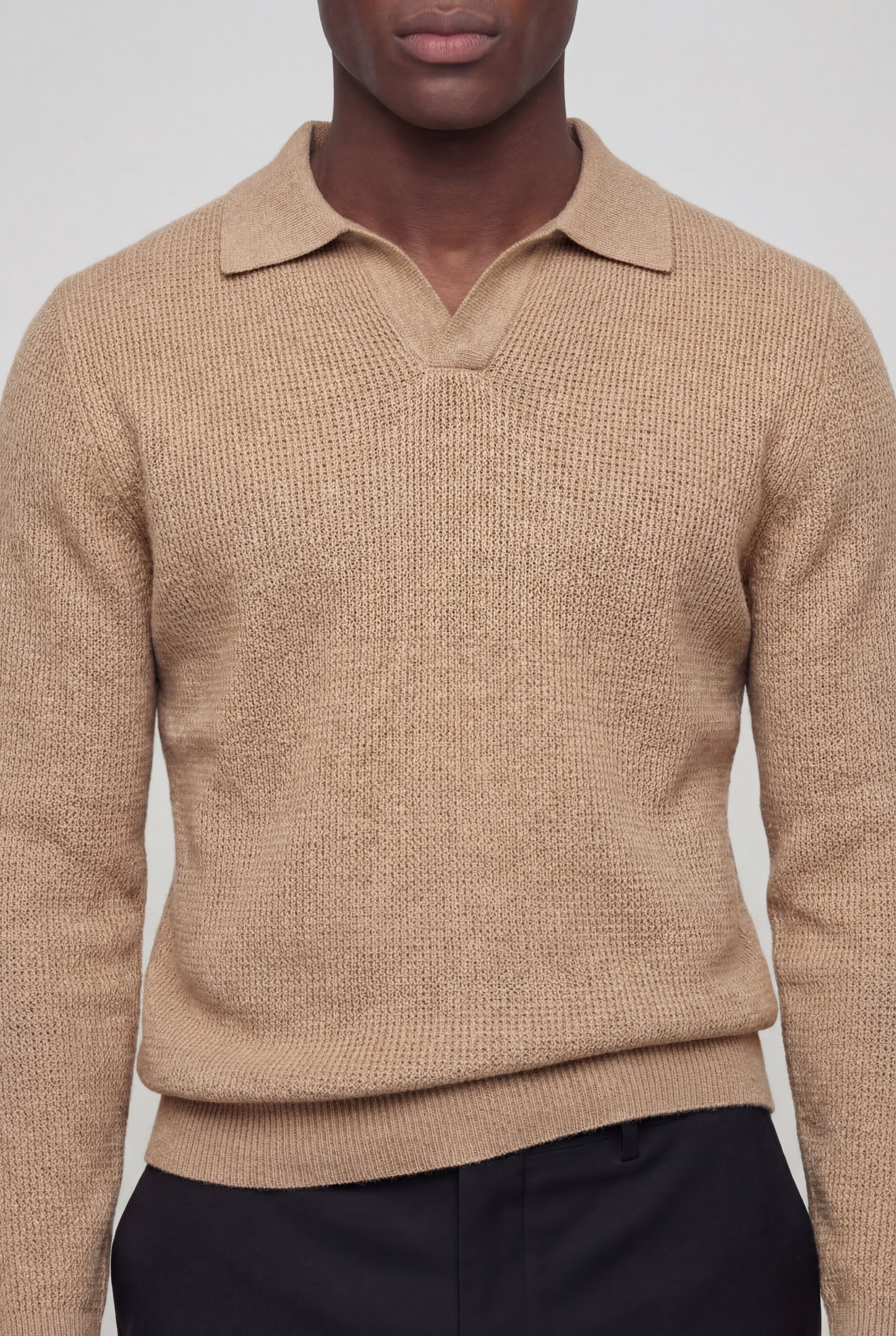 VELTRION KNIT COLLAR SWEATER – BEIGE