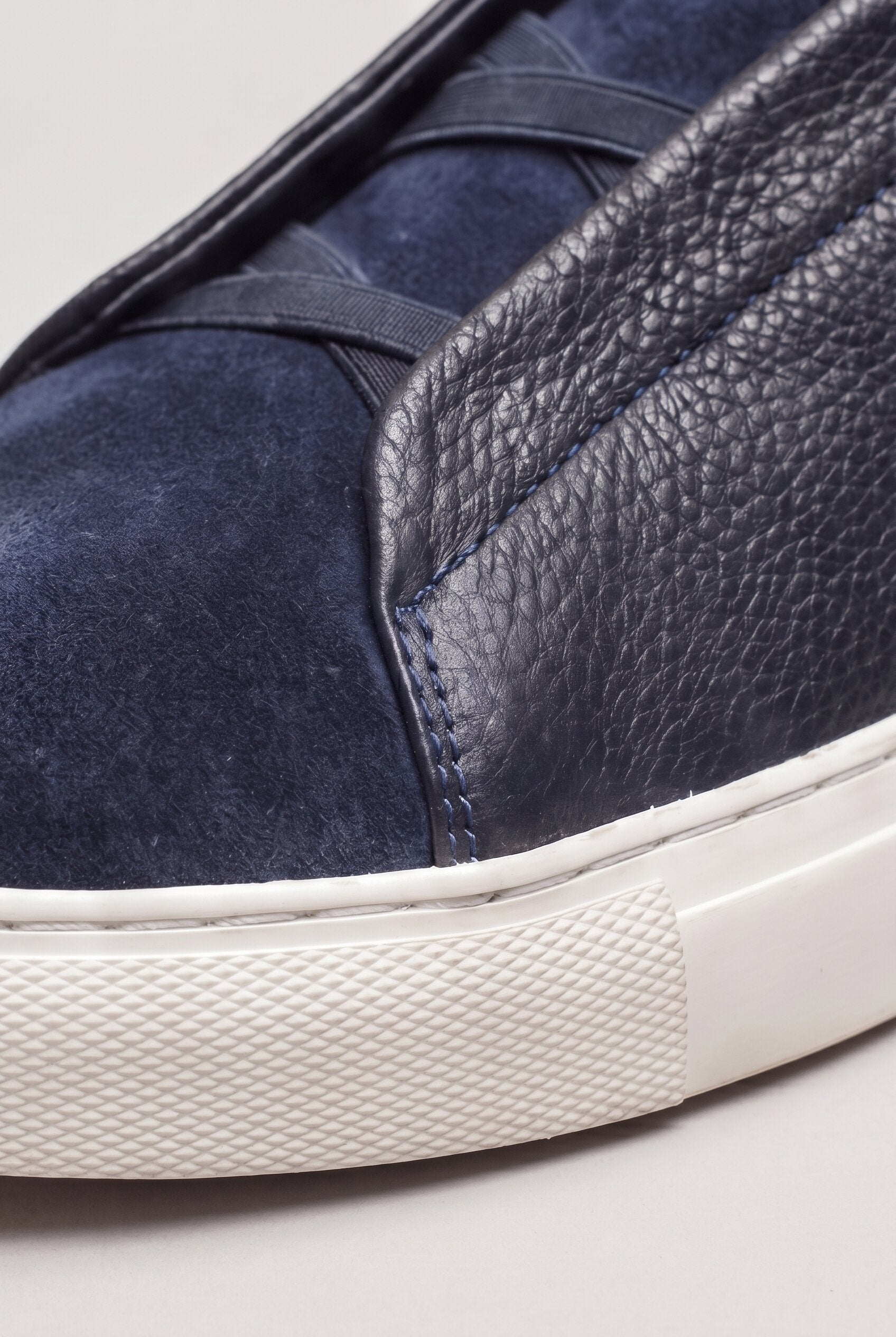 OLEX LEATHER LOAFERS – NAVY