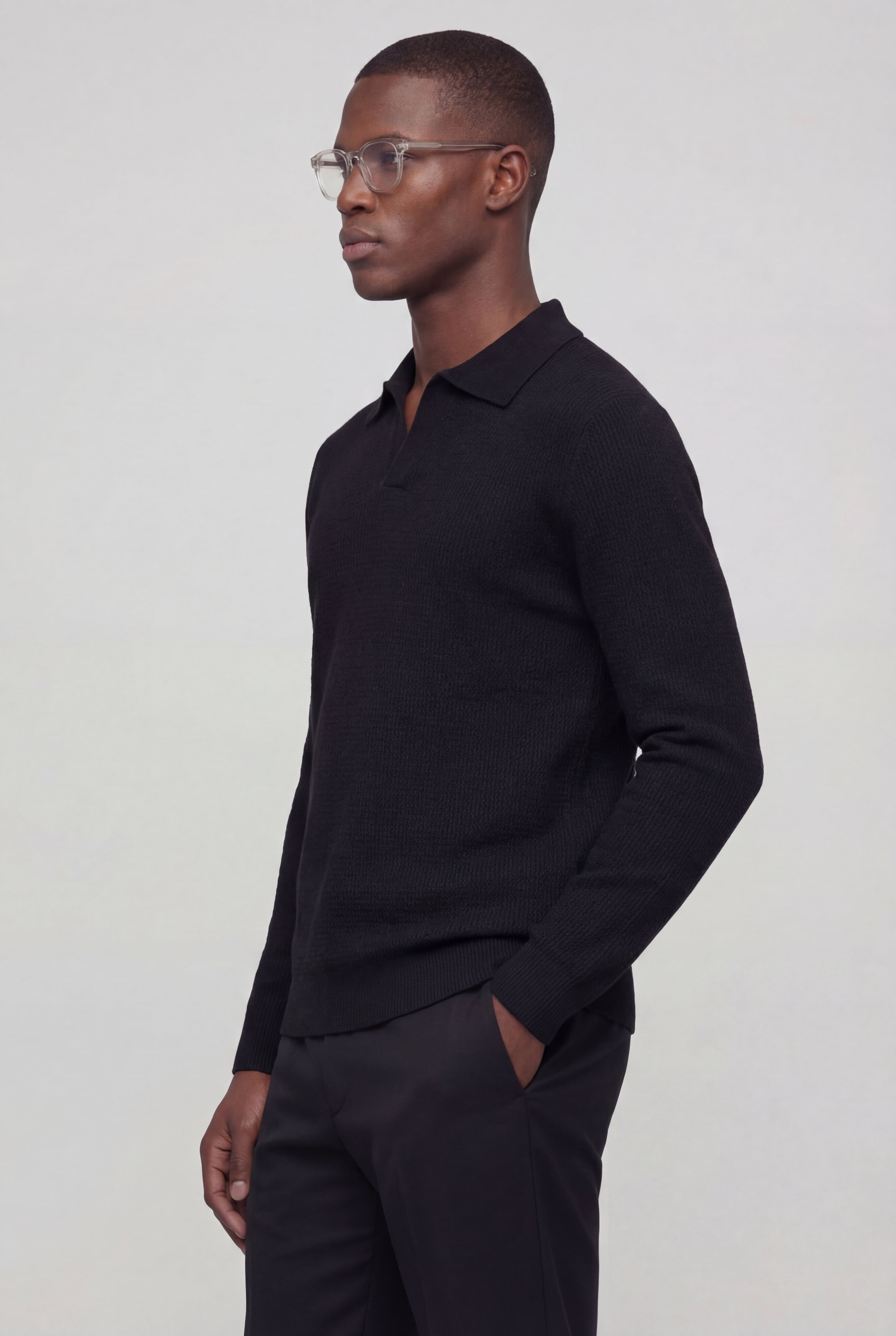VELTRION KNIT COLLAR SWEATER – BLACK