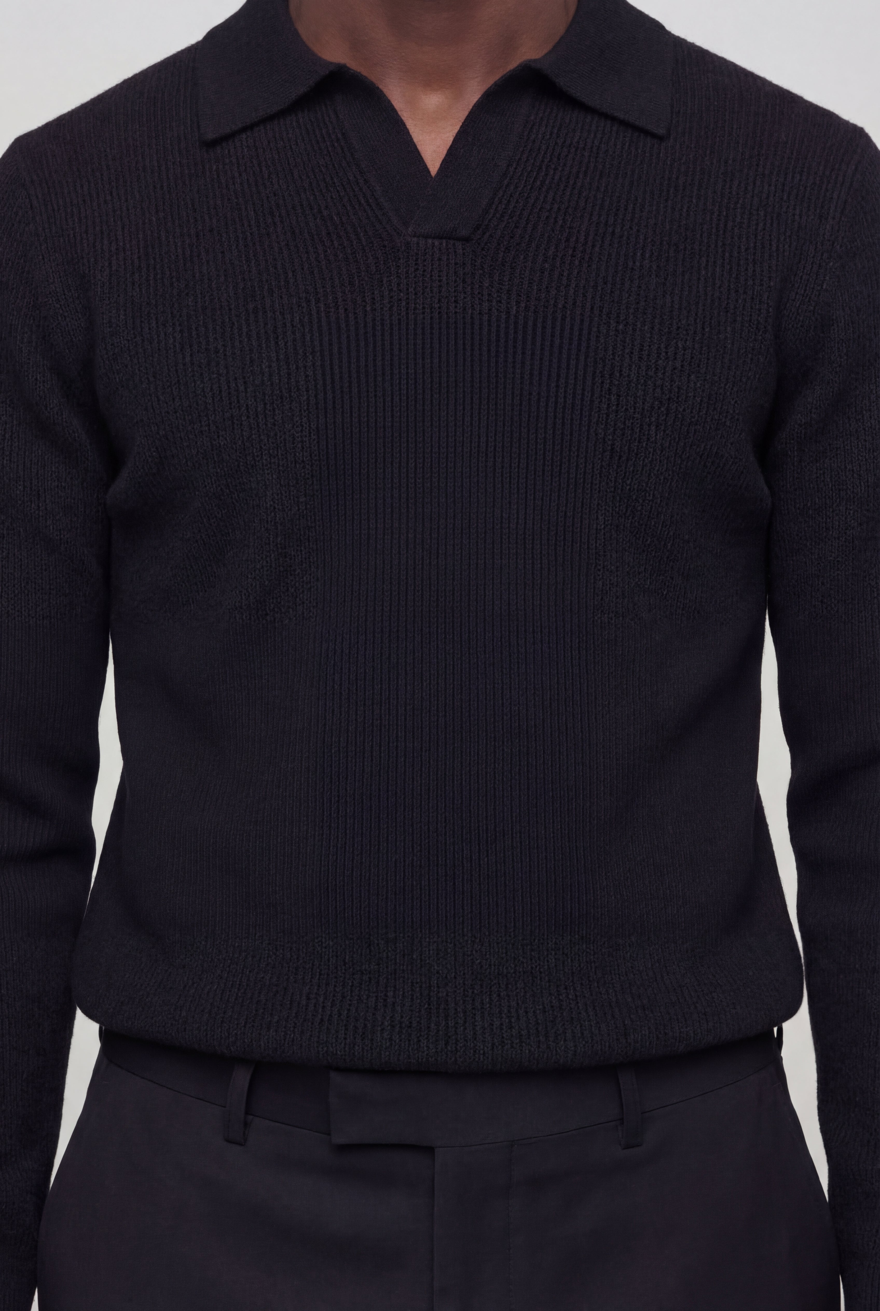 VELTRION KNIT COLLAR SWEATER – BLACK