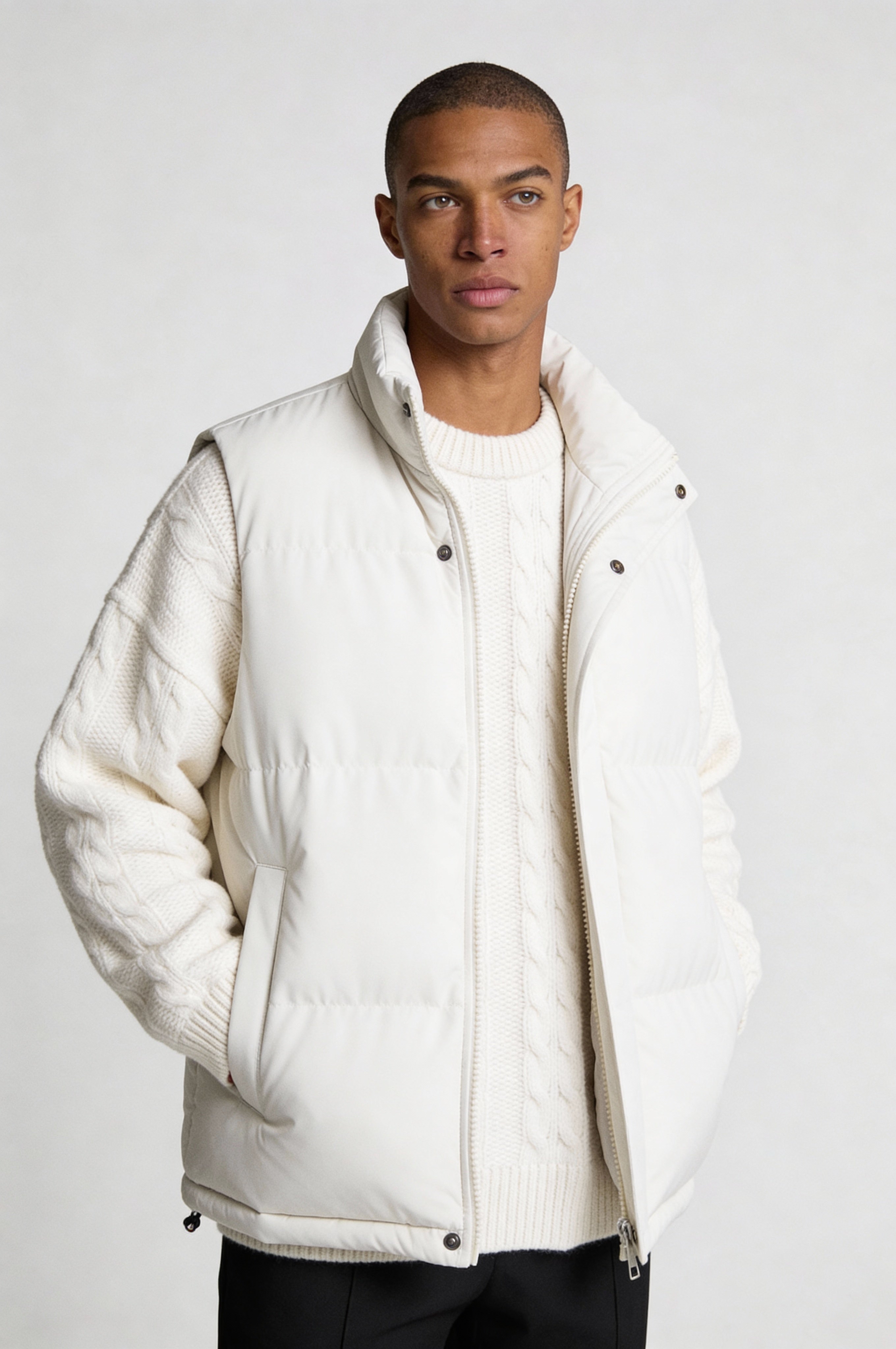 ZAYREN PUFFER VEST – WHITE