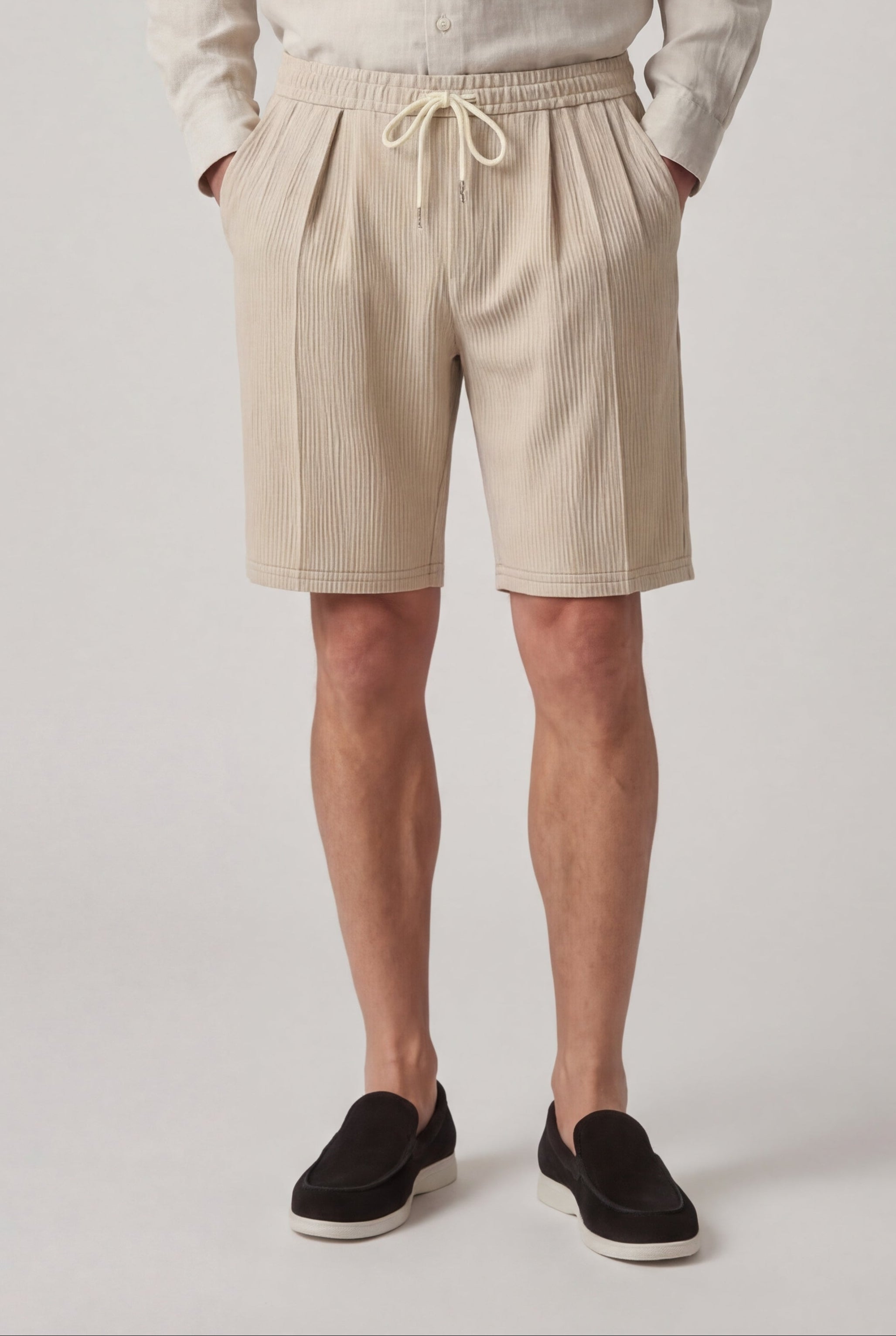 ZELVORIN TEXTURED DRAWSTRING SHORTS – BEIGE