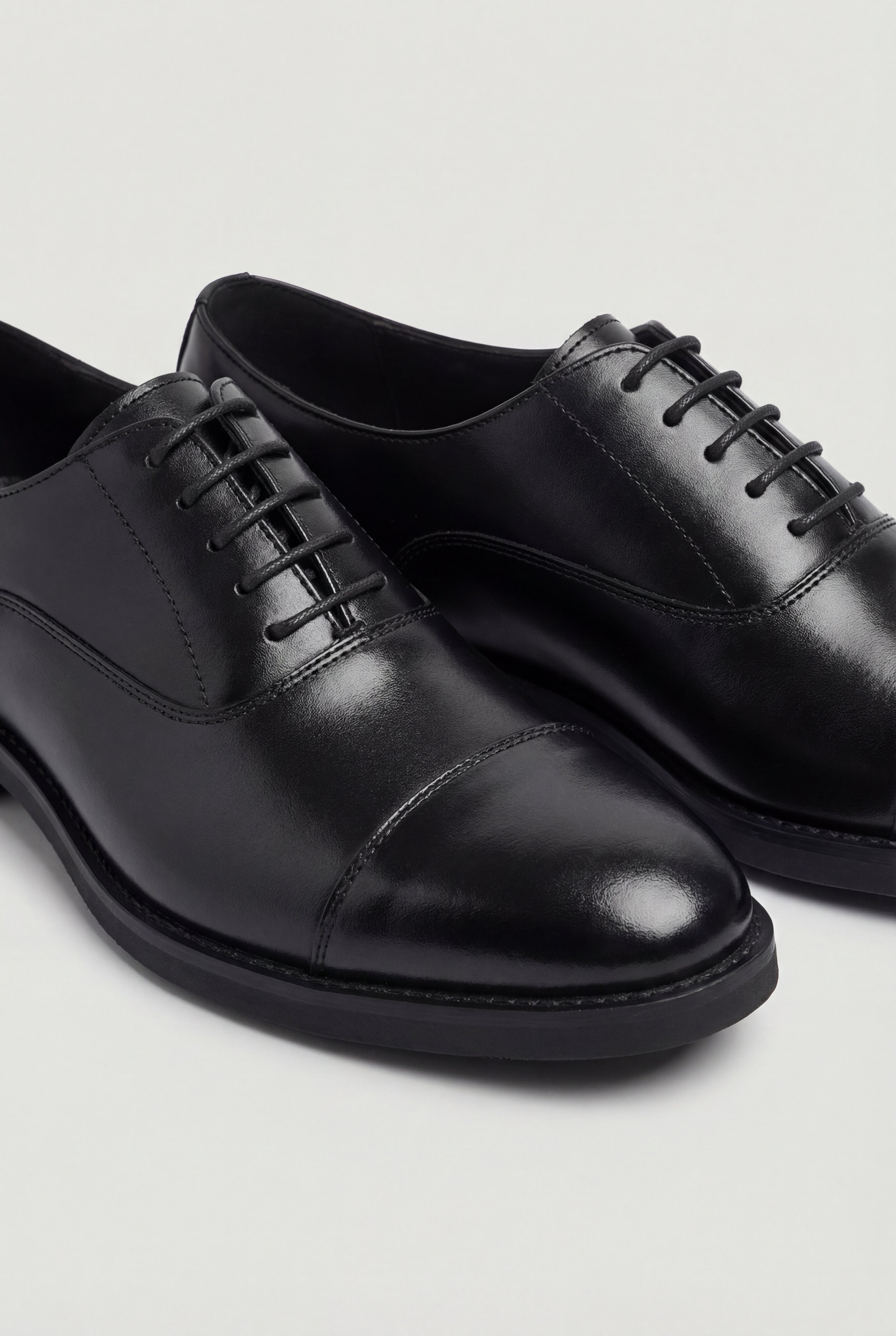 ARVENDO FORMAL LACE-UP SHOES – BLACK