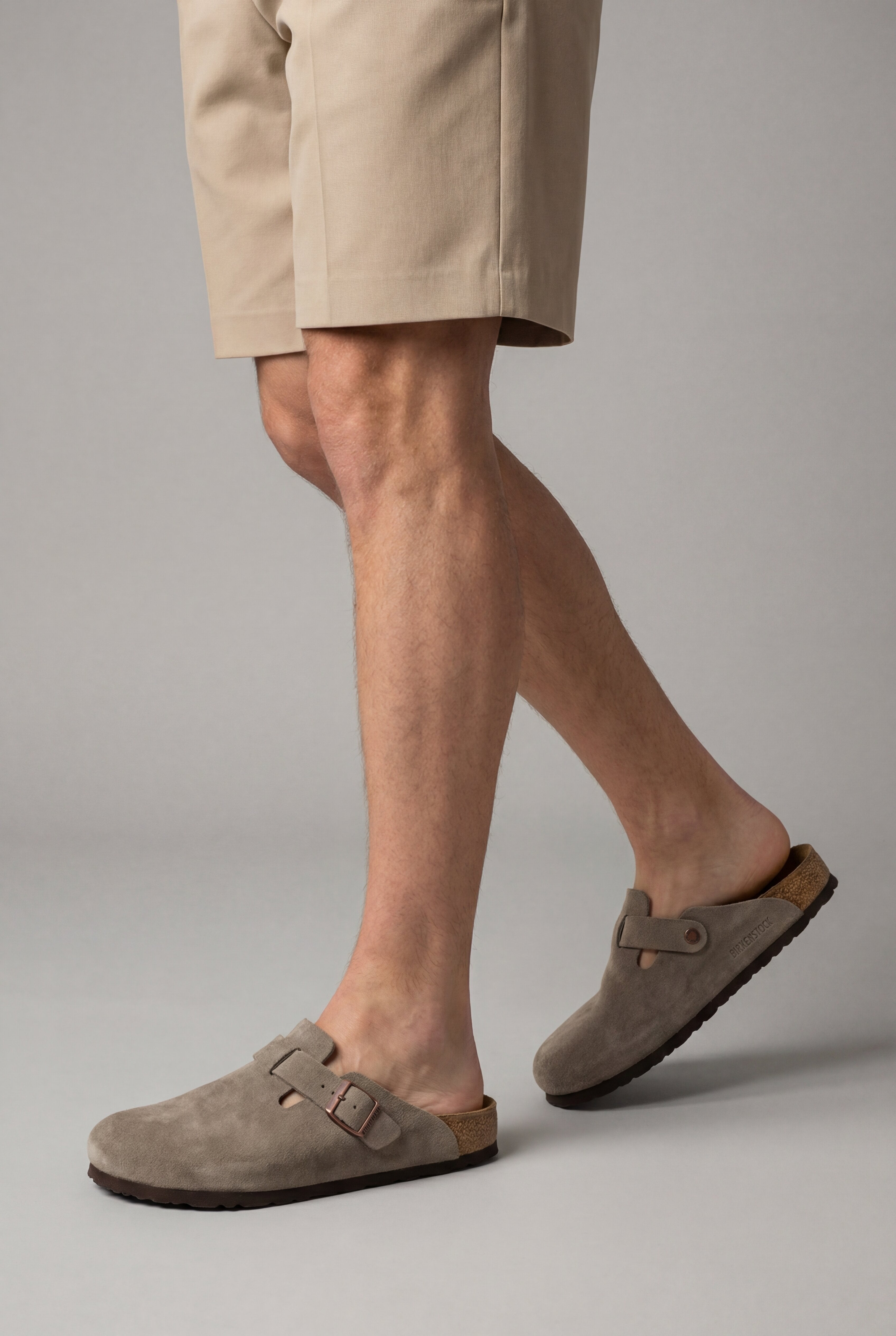 ARVENZO SUEDE CLOG SANDALS – ARMY
