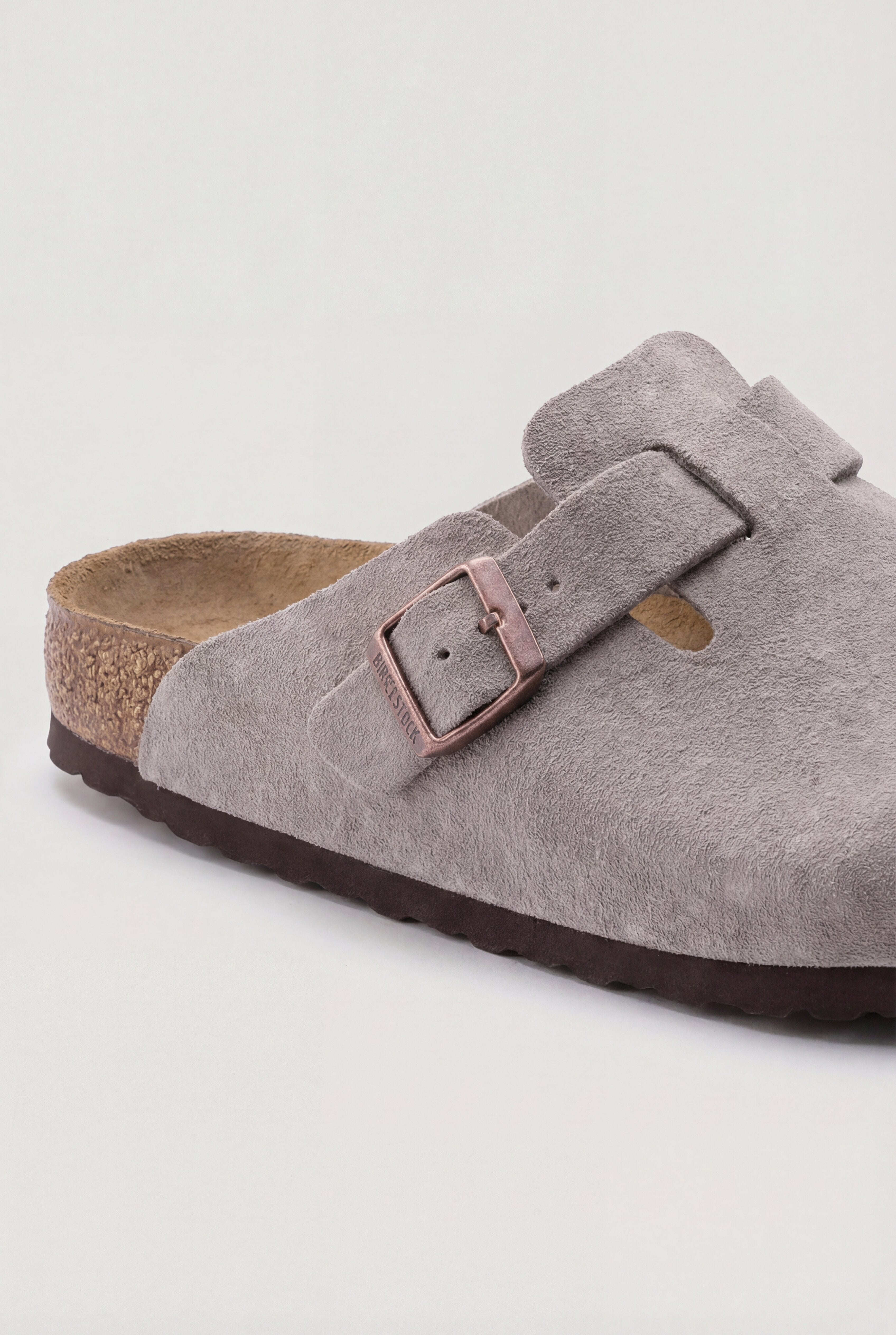 ARVENZO SUEDE CLOG SANDALS – GRAY