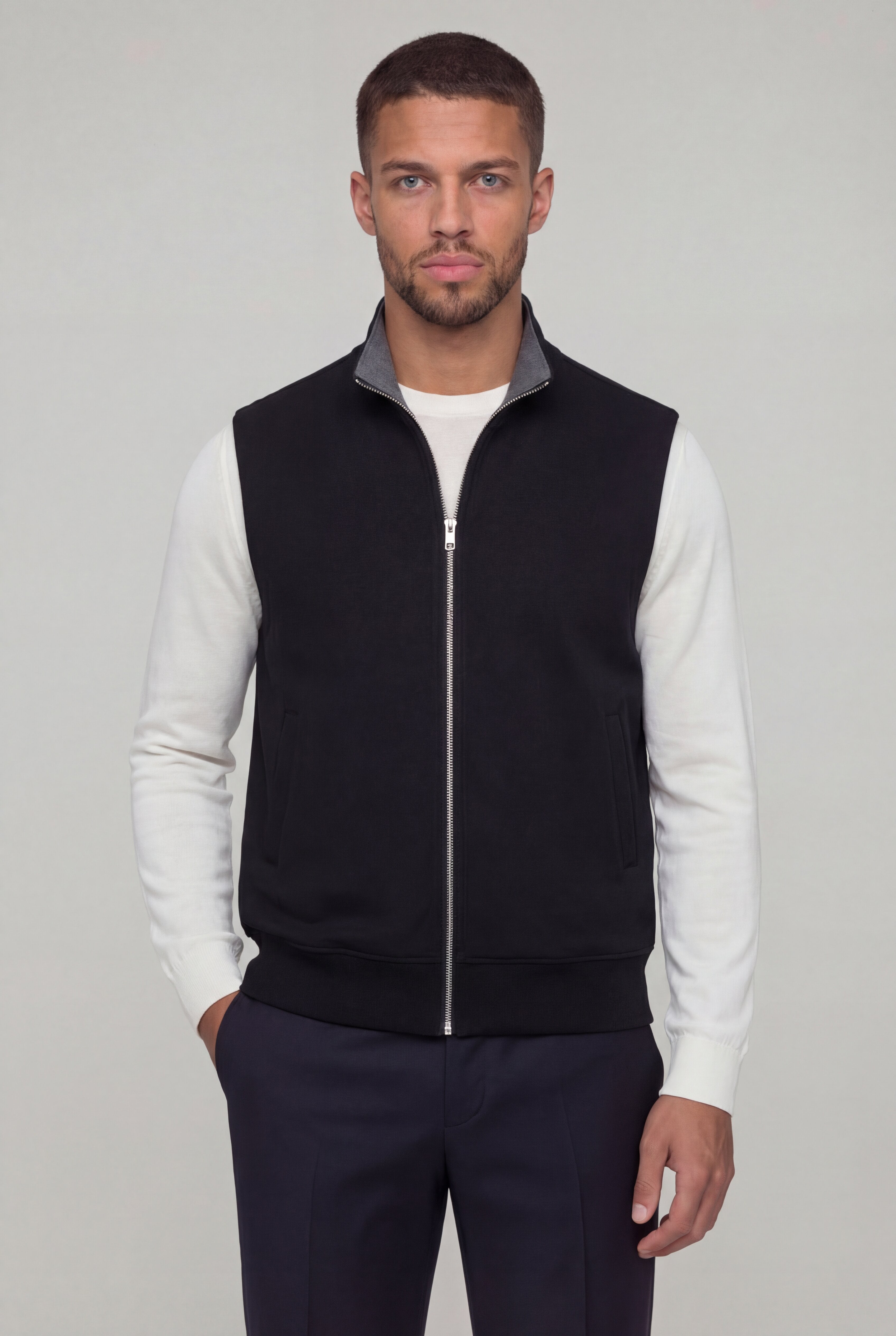 ARVETTO ZIP VEST – BLACK