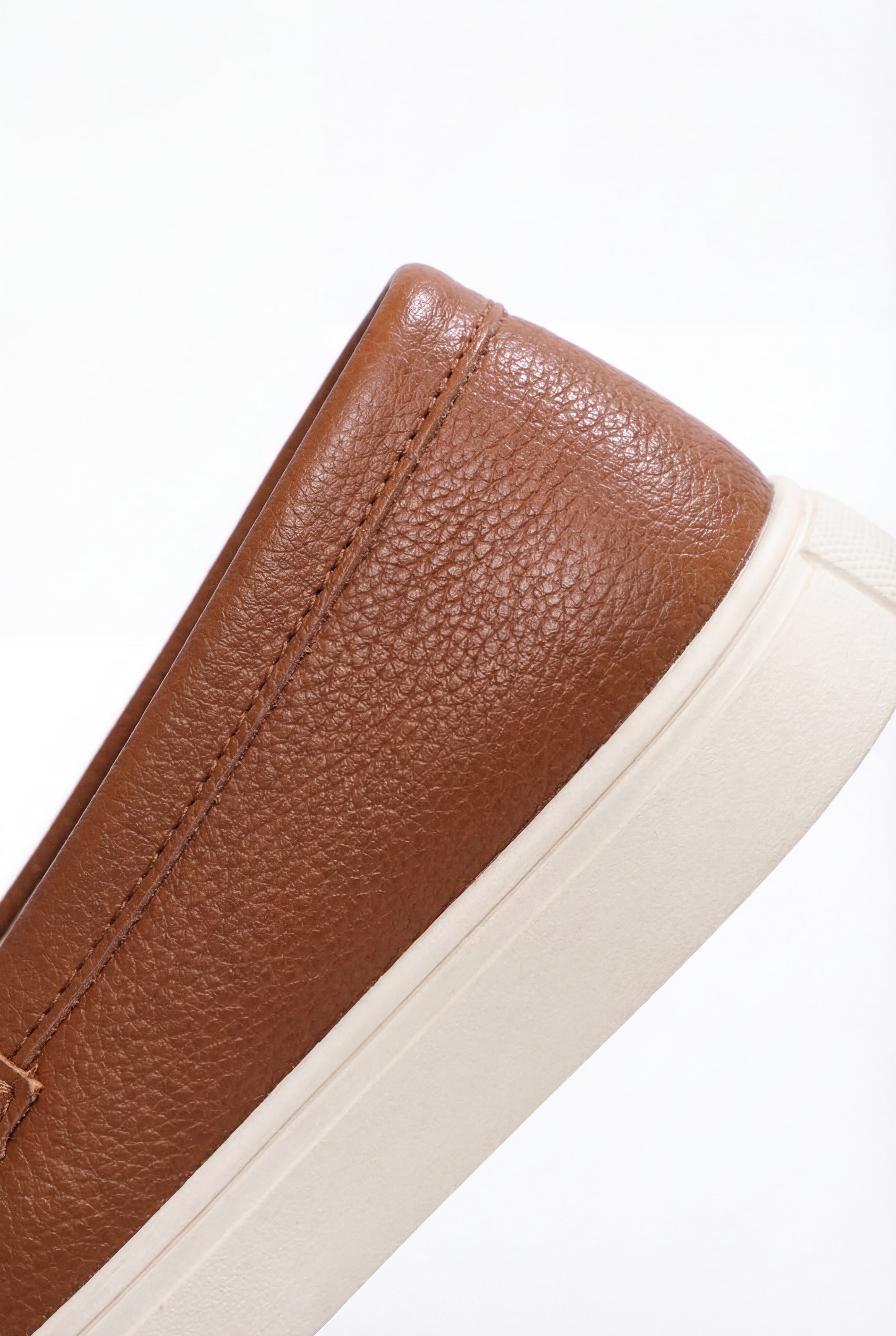 ARVON CLASSIC LOAFERS – BROWN