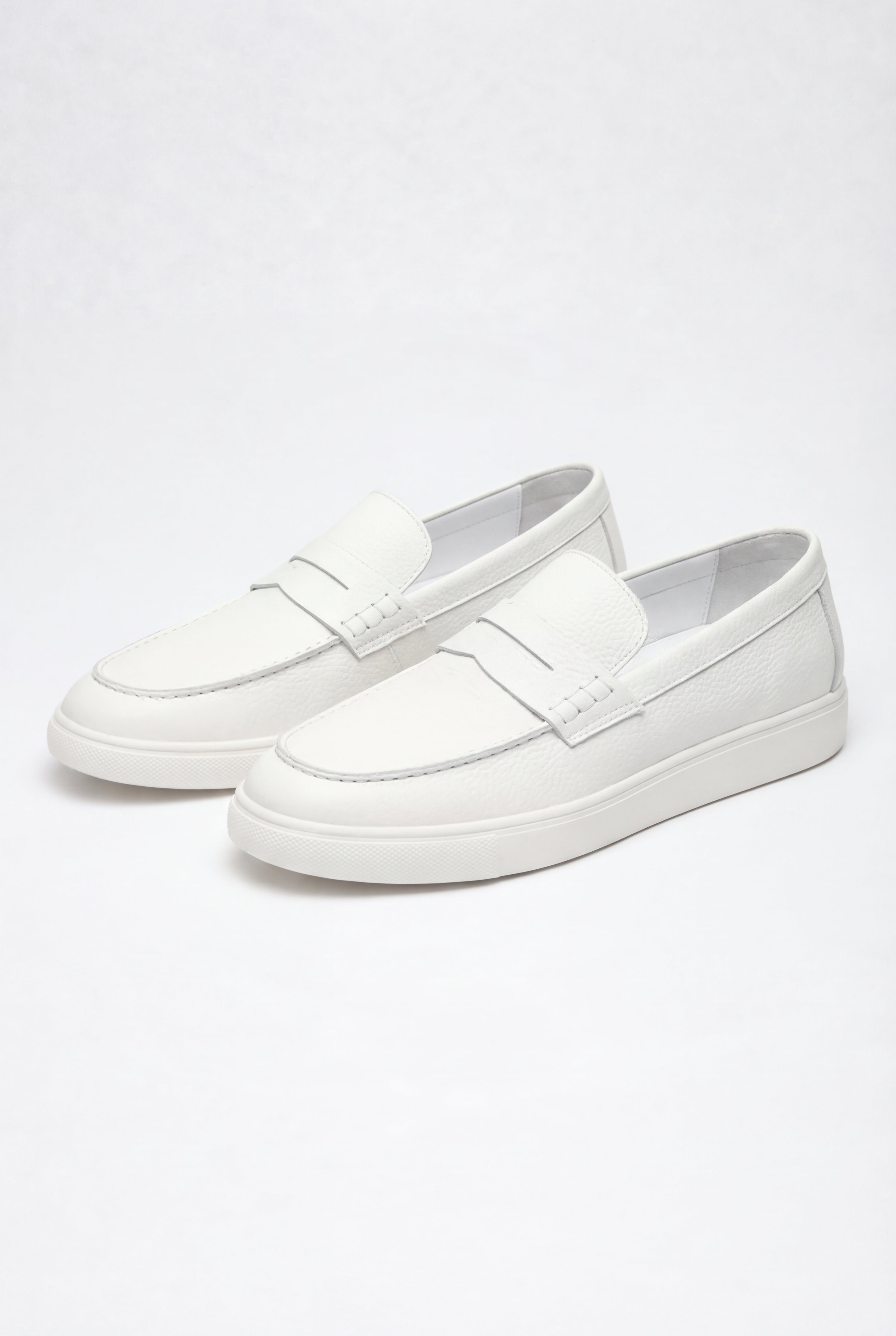 ARVON CLASSIC LOAFERS – WHITE