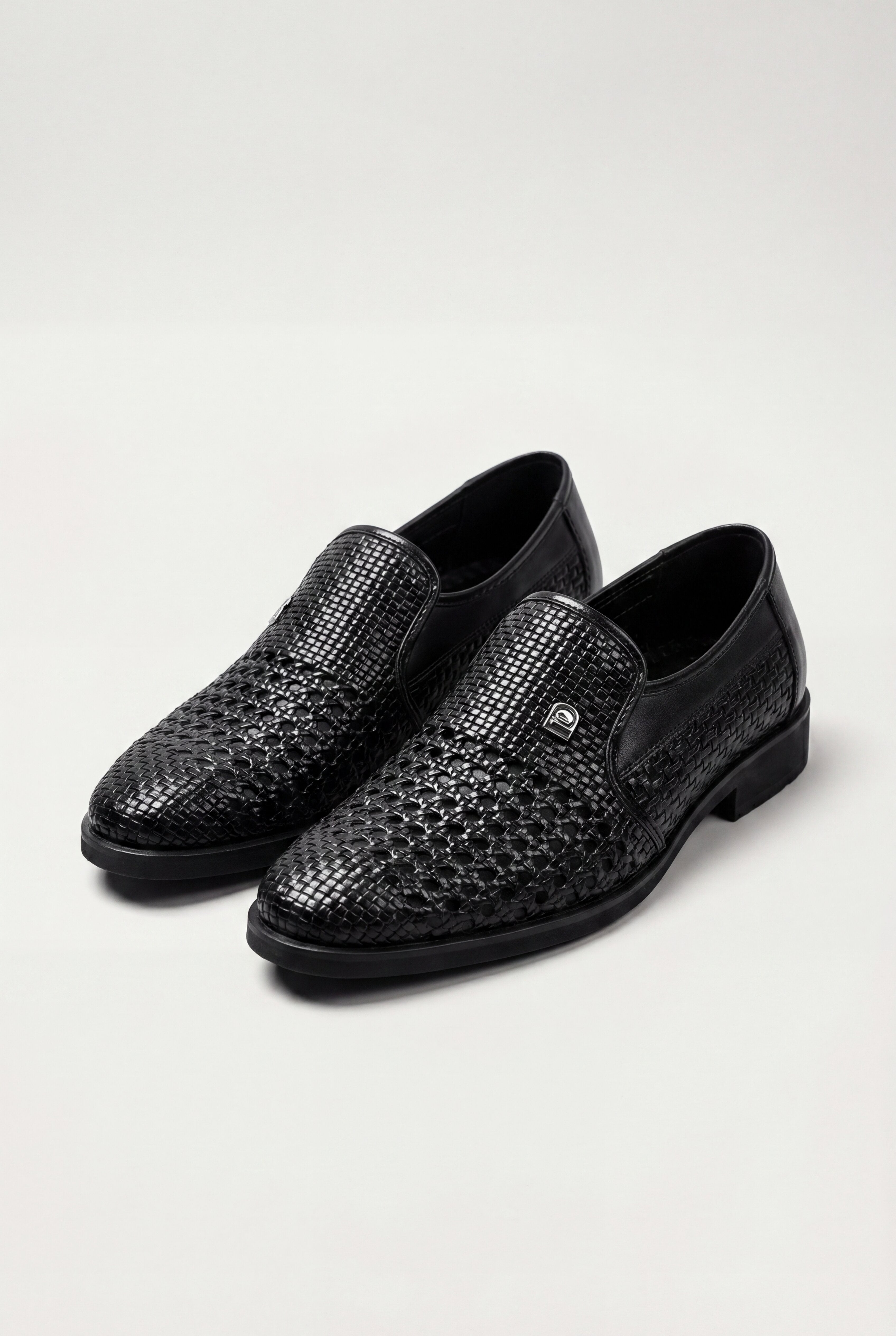 BREATHABLE CASUAL LOAFERS - BLACK