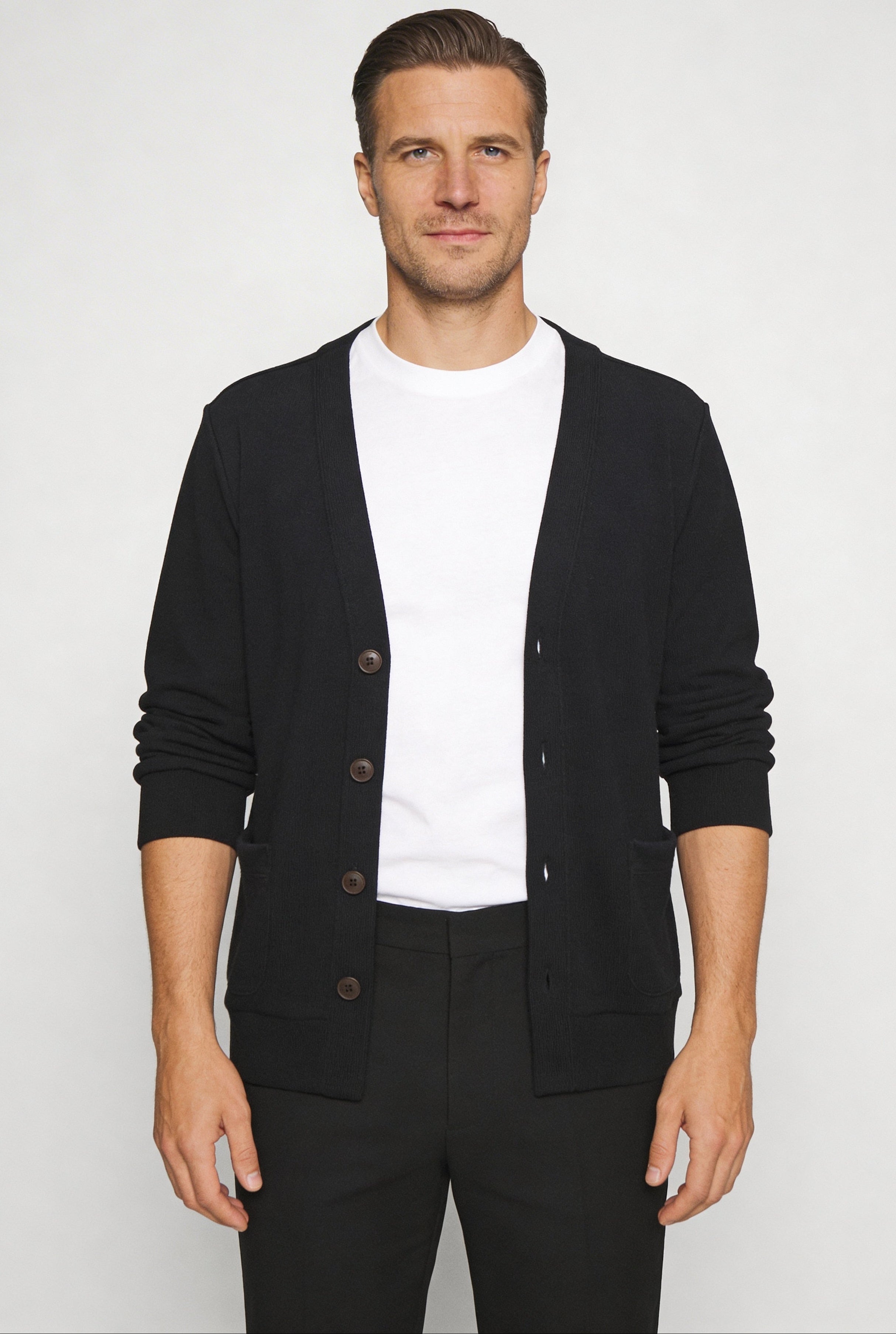 BREVAN  V-NECK KNIT CARDIGAN – BLACK