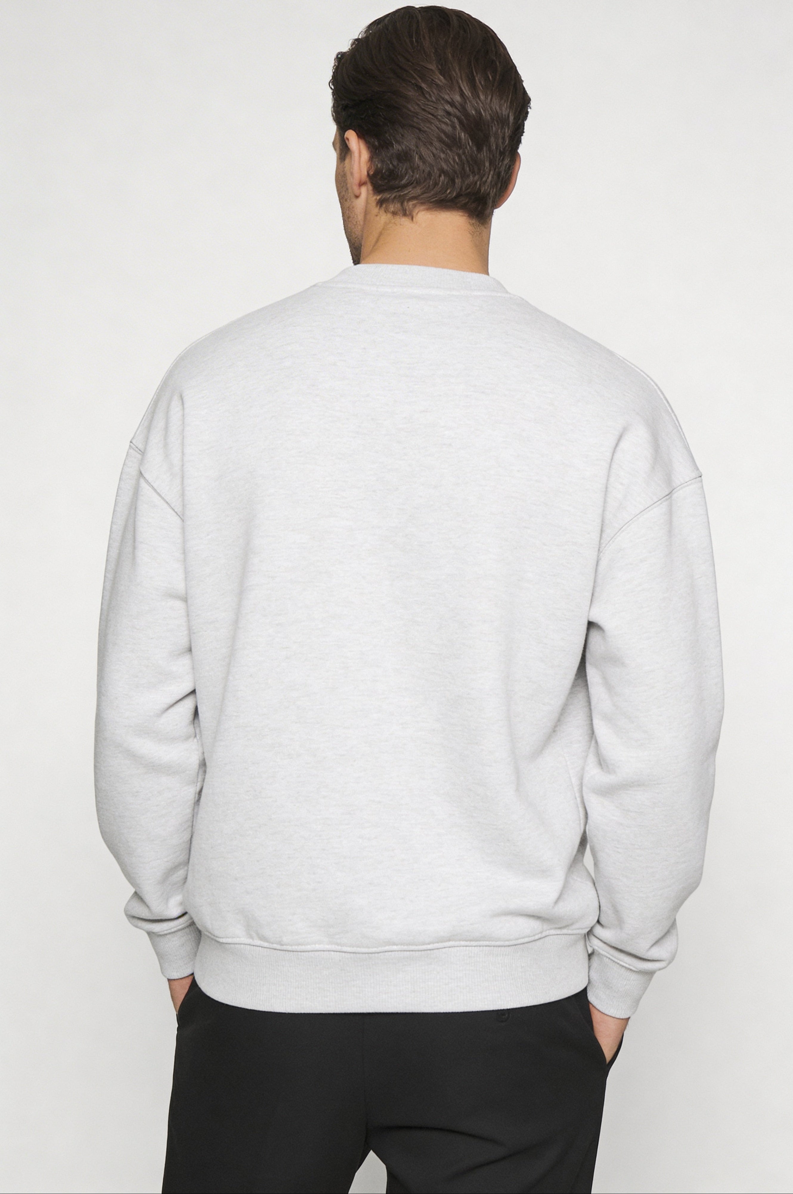 CALDERON CLASSIC SWEATER – GRAY