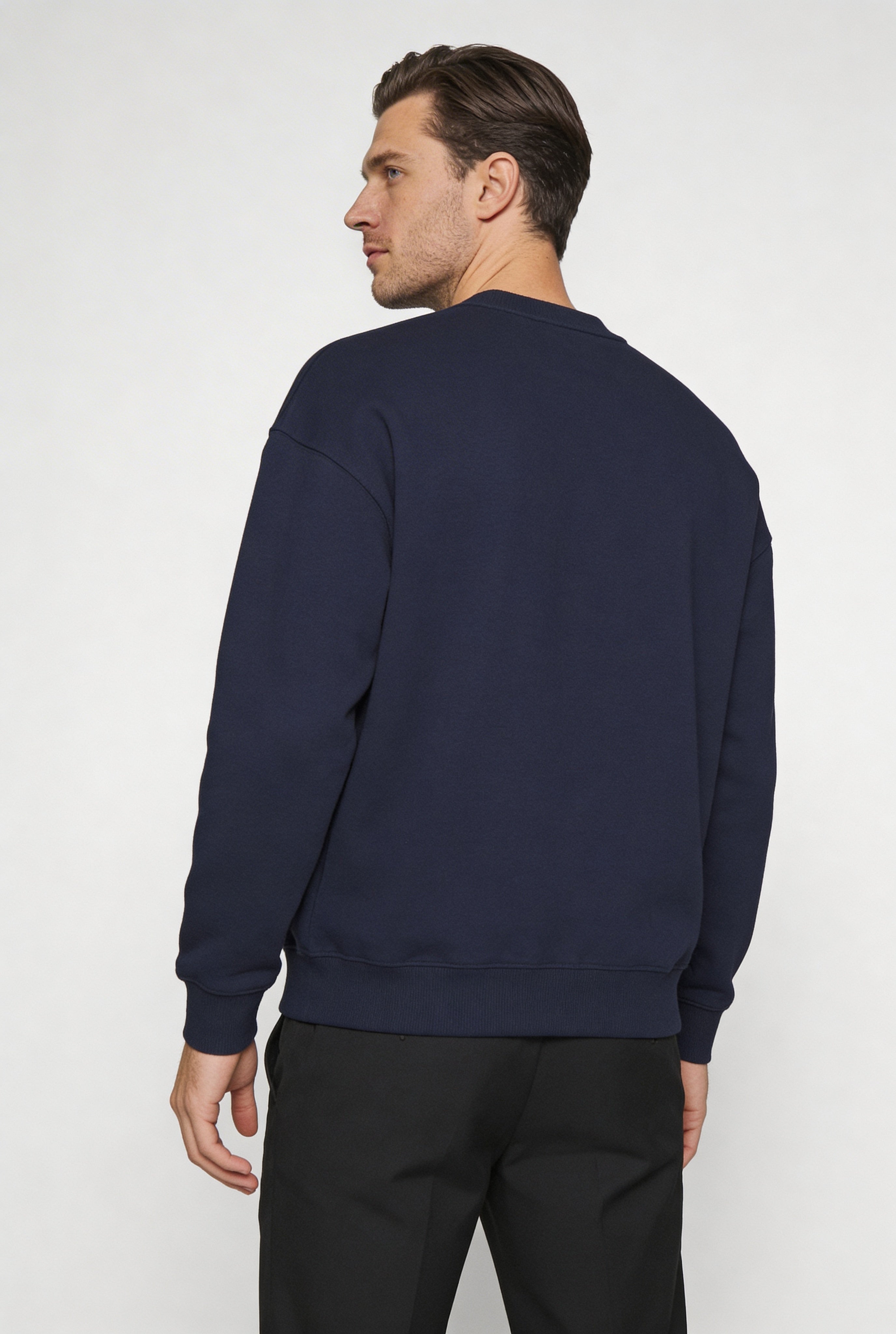 CALDERON CLASSIC SWEATER – NAVY