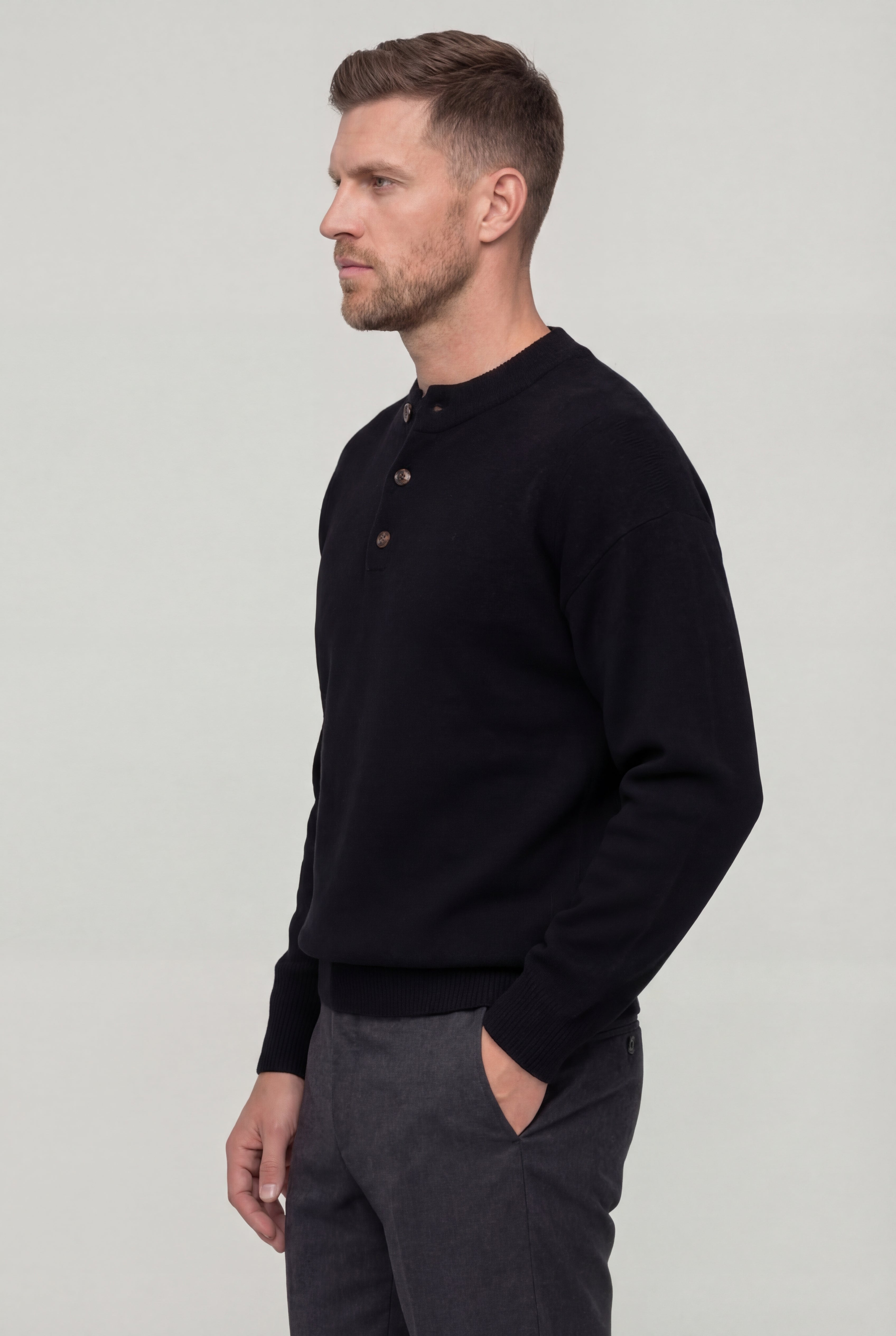 CALVOR HENLEY KNIT SWEATER – BLACK