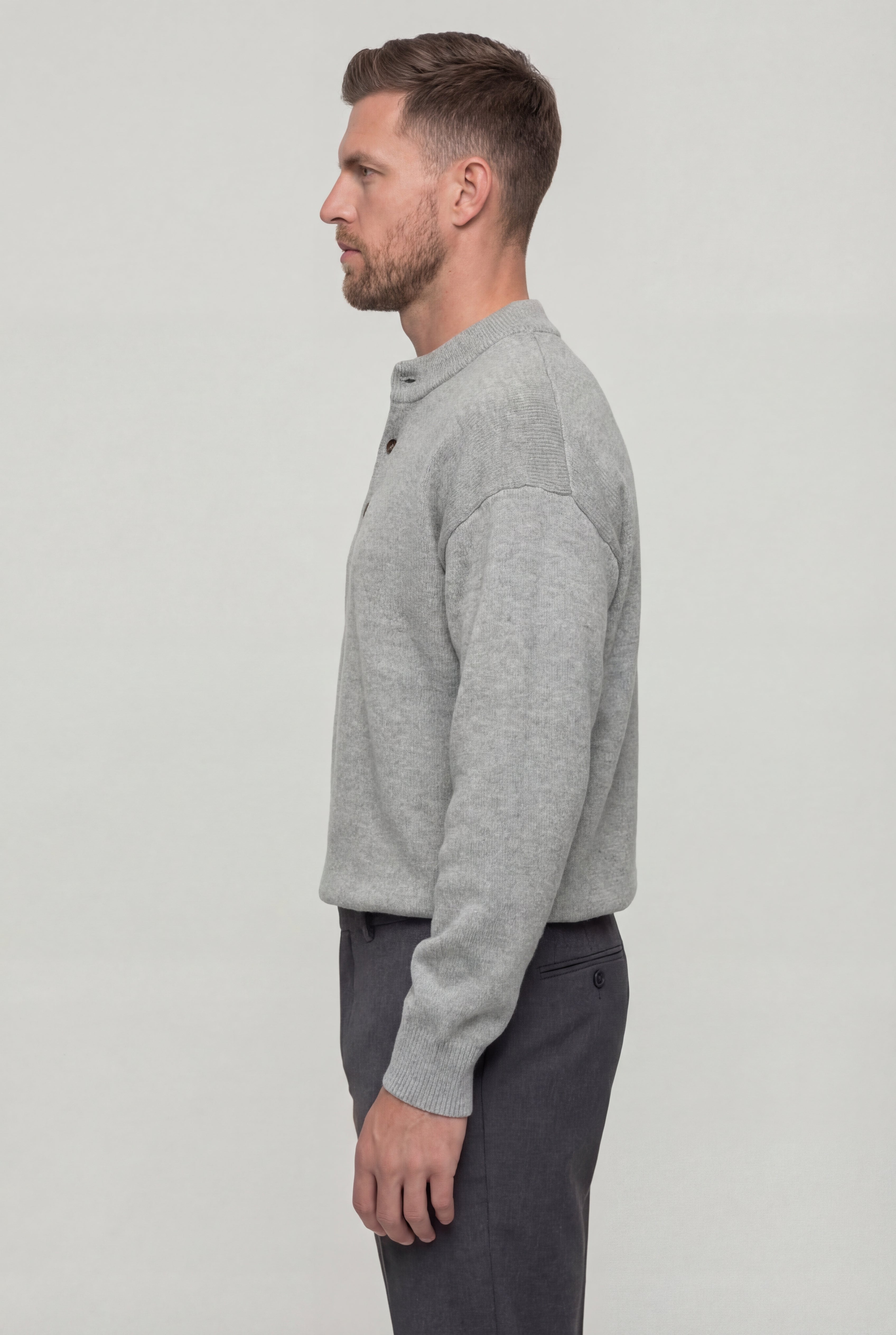CALVOR HENLEY KNIT SWEATER – GRAY