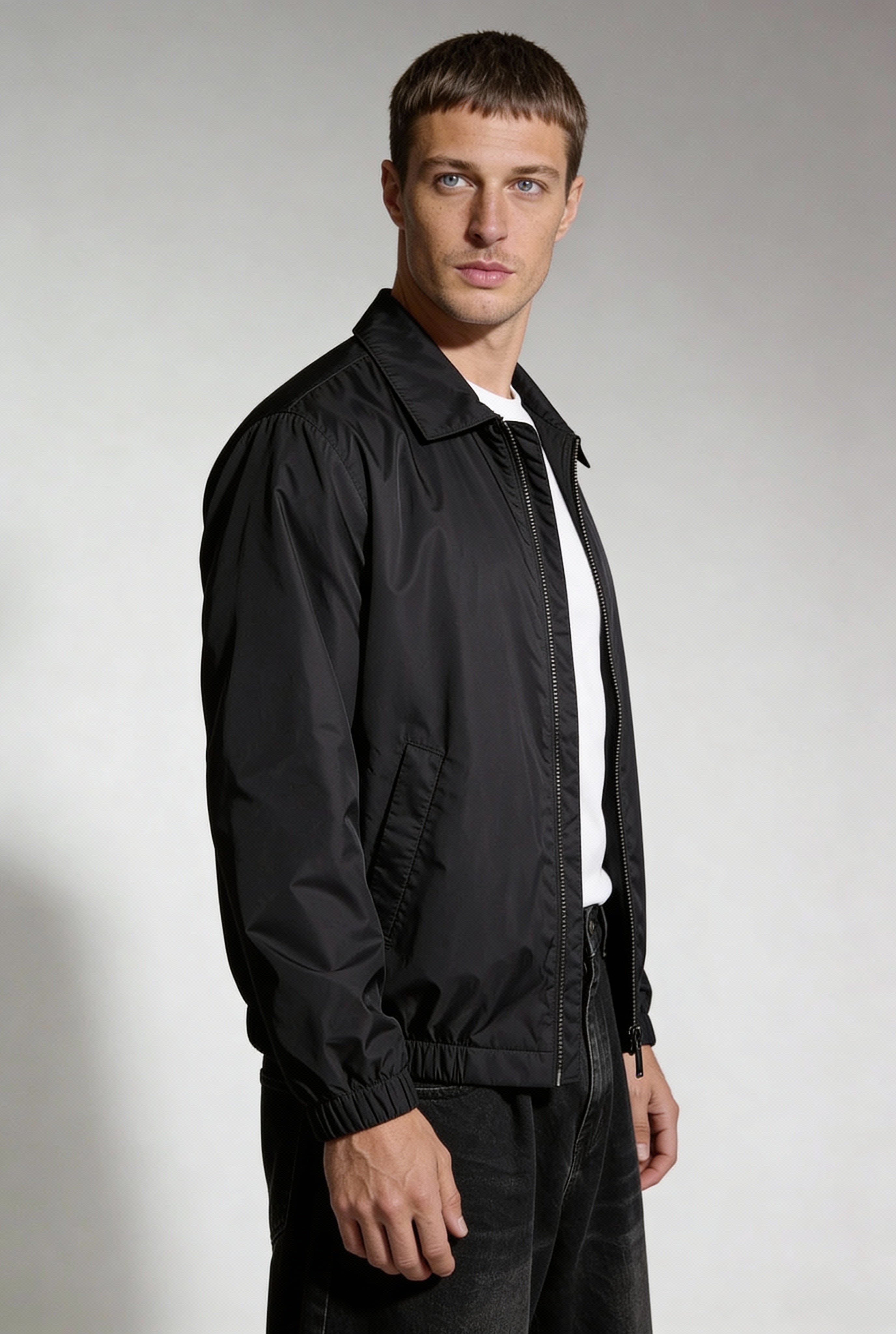 ELDRIC LIGHTWEIGHT FULL-ZIP JACKET – BLACK