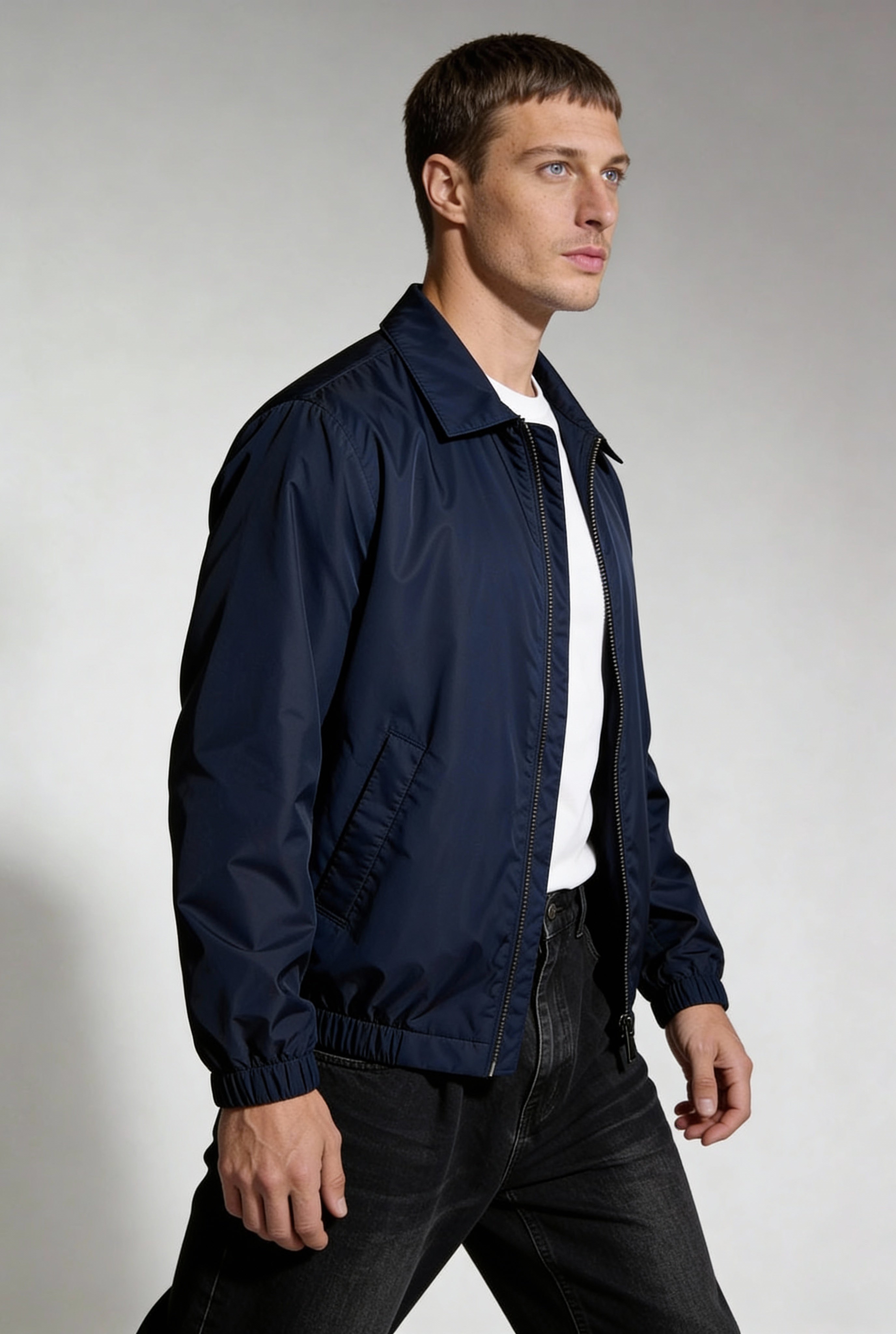 ELDRIC LIGHTWEIGHT FULL-ZIP JACKET – NAVY