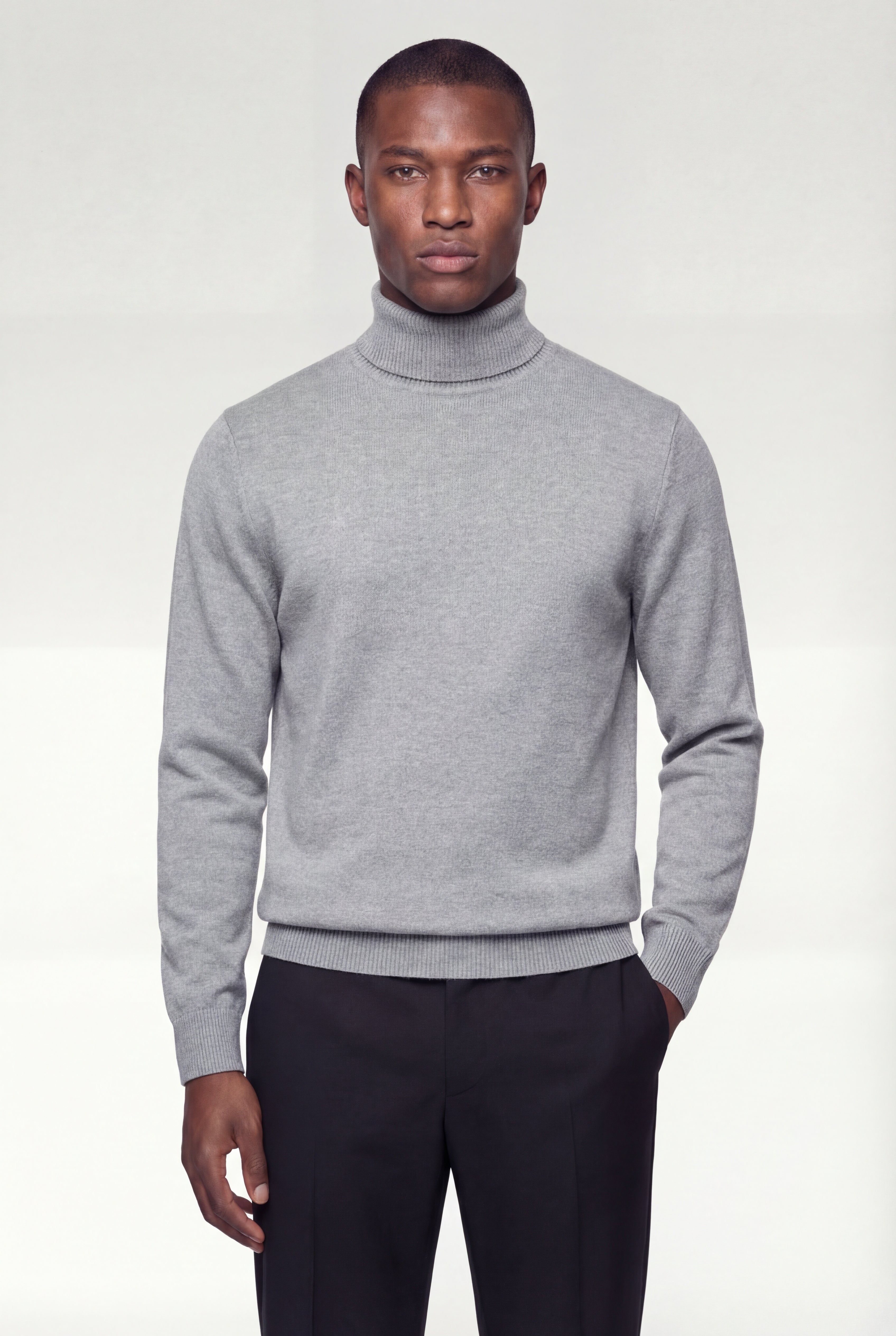 ELVAREN TURTLENECK SWEATER – GRAY