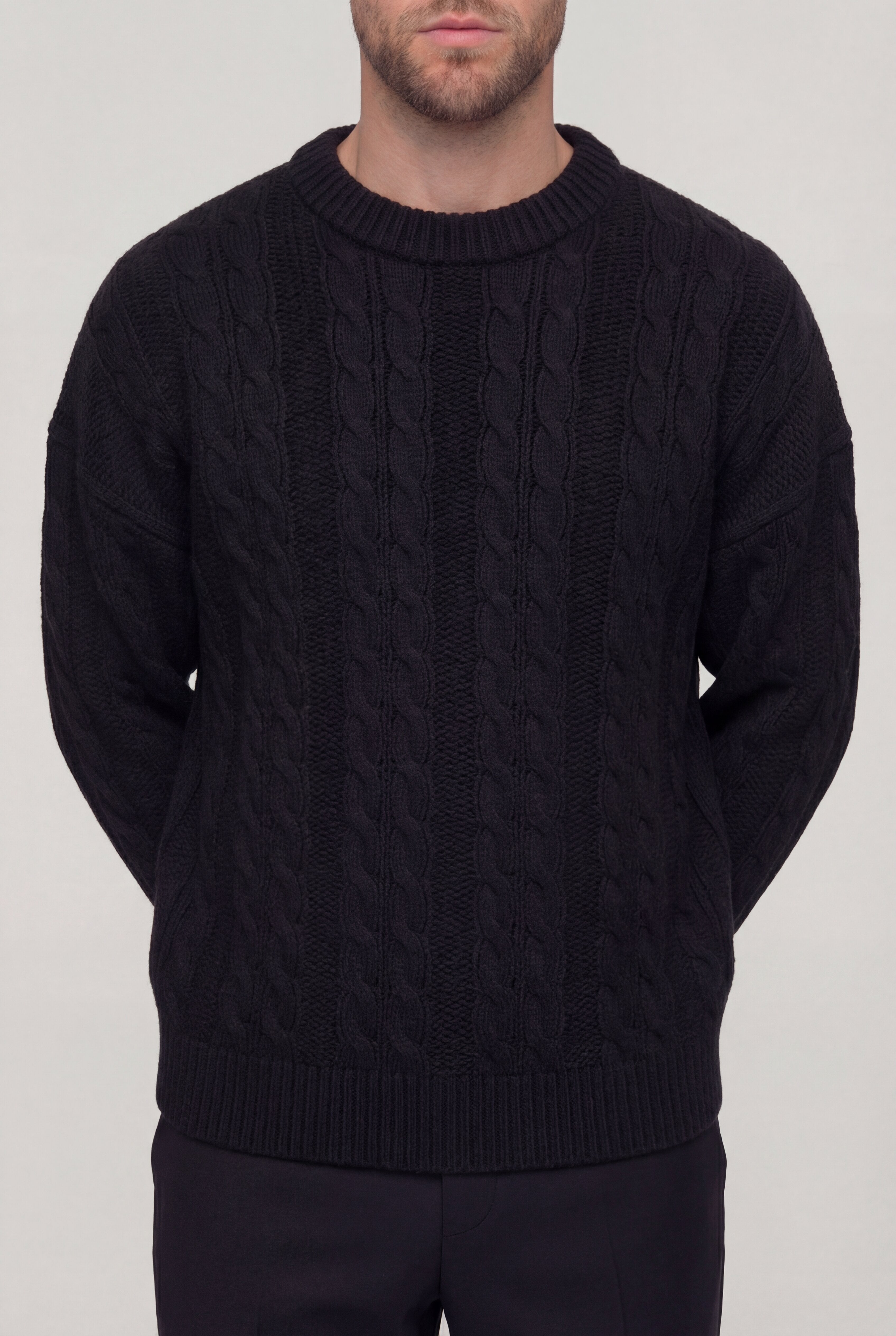 KAVIRO CABLE KNIT SWEATER – BLACK