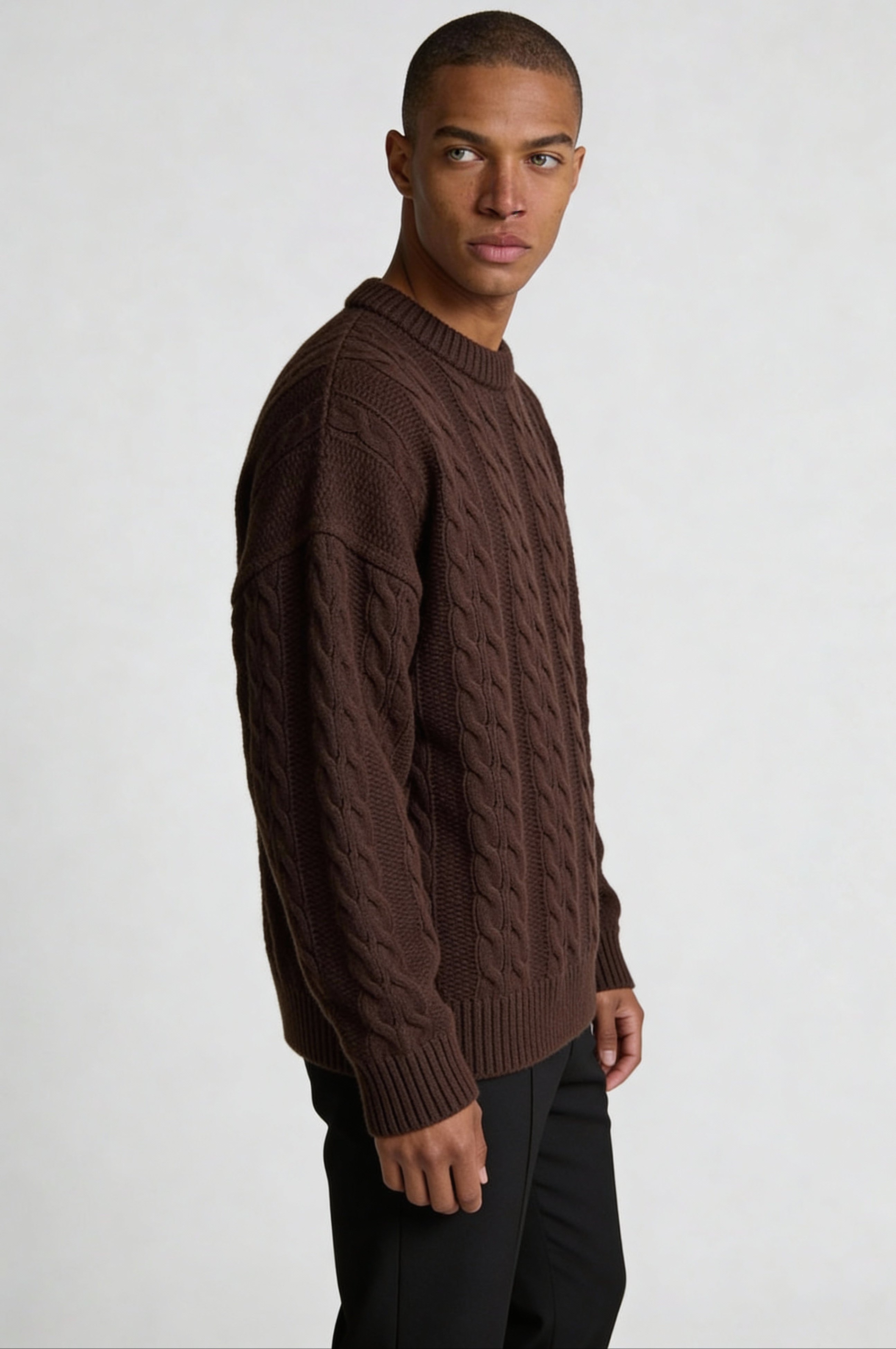 KAVIRO CABLE KNIT SWEATER – BROWN