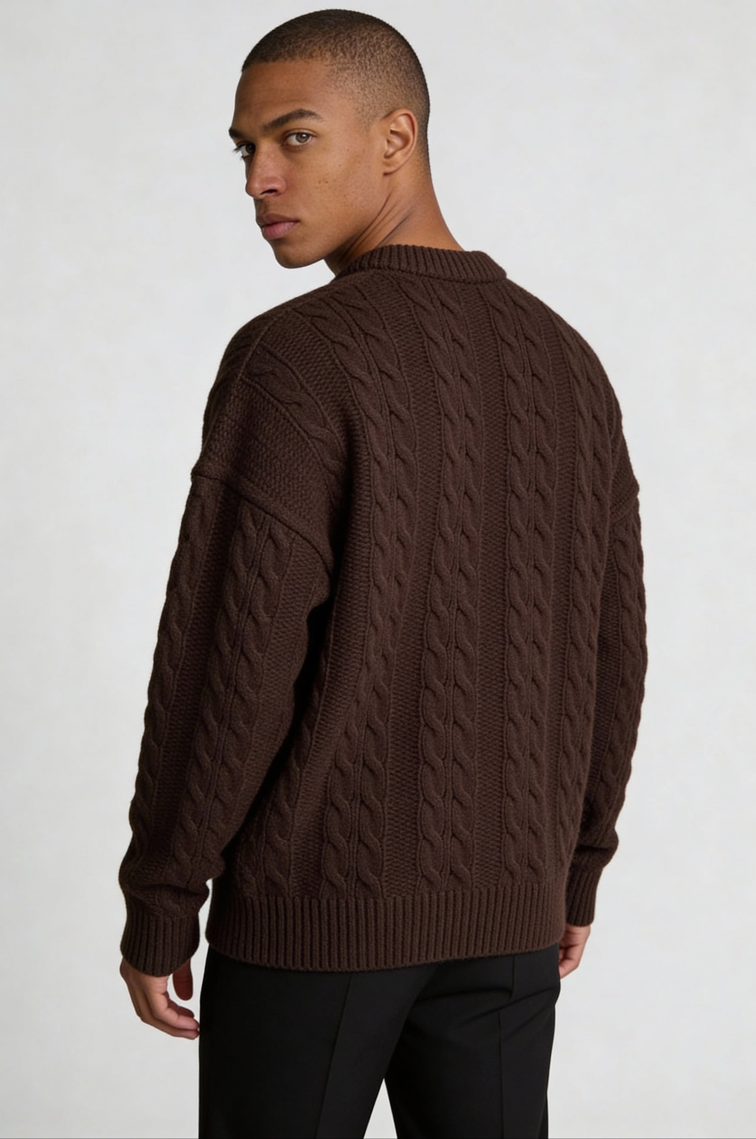 KAVIRO CABLE KNIT SWEATER – BROWN