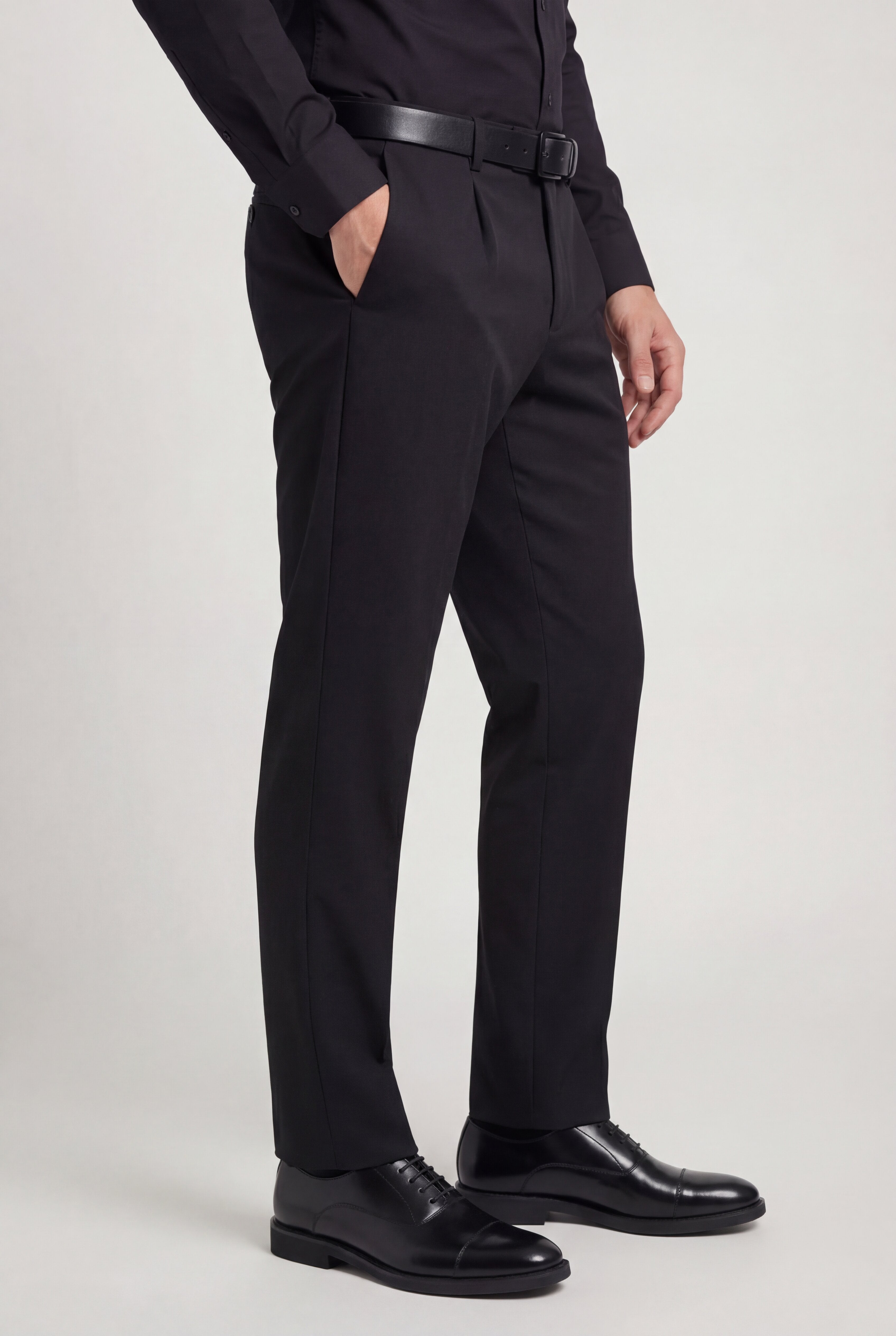 KELREN CASUAL PANTS – BLACK