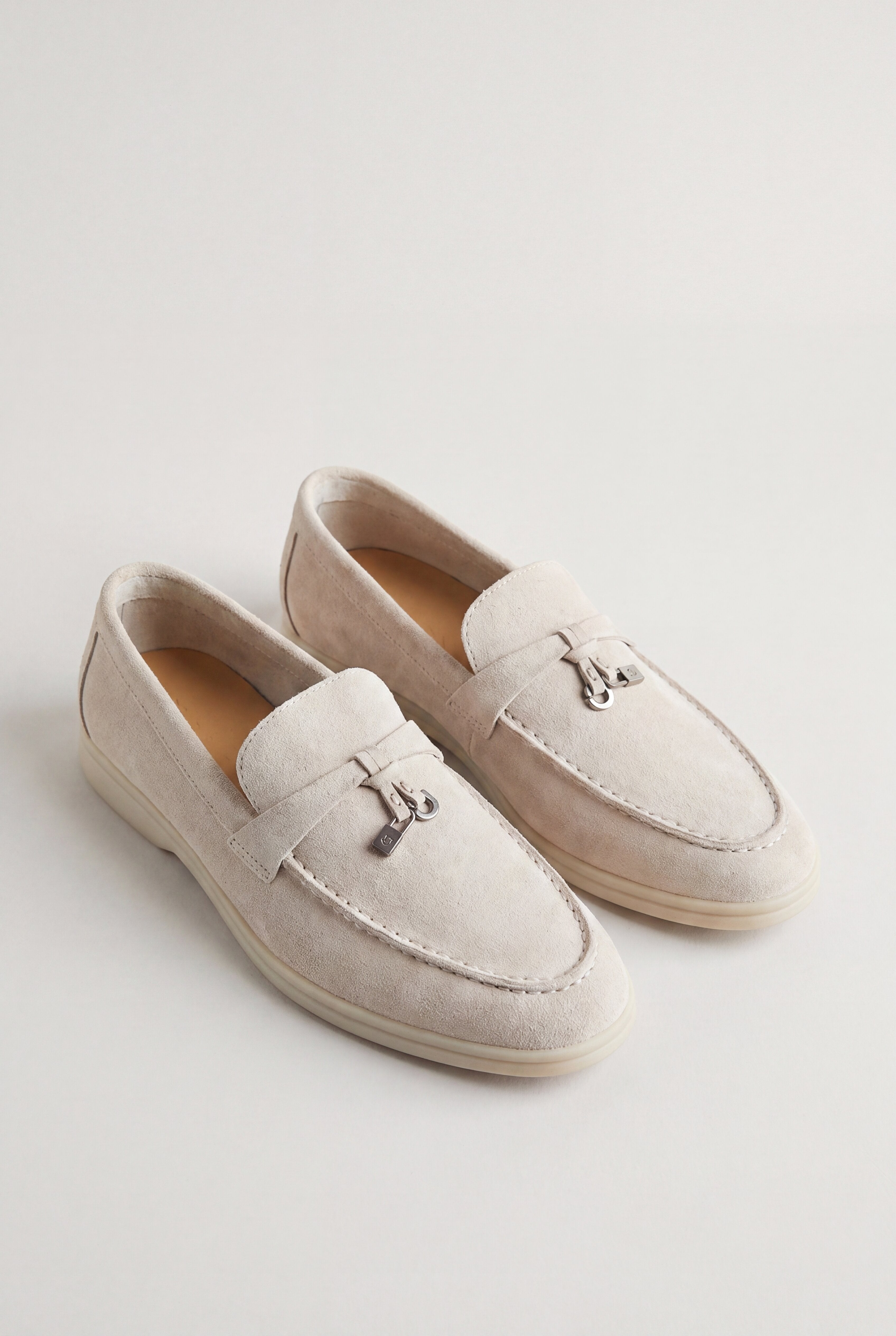 MERIDAN LOAFERS - APPRICOT