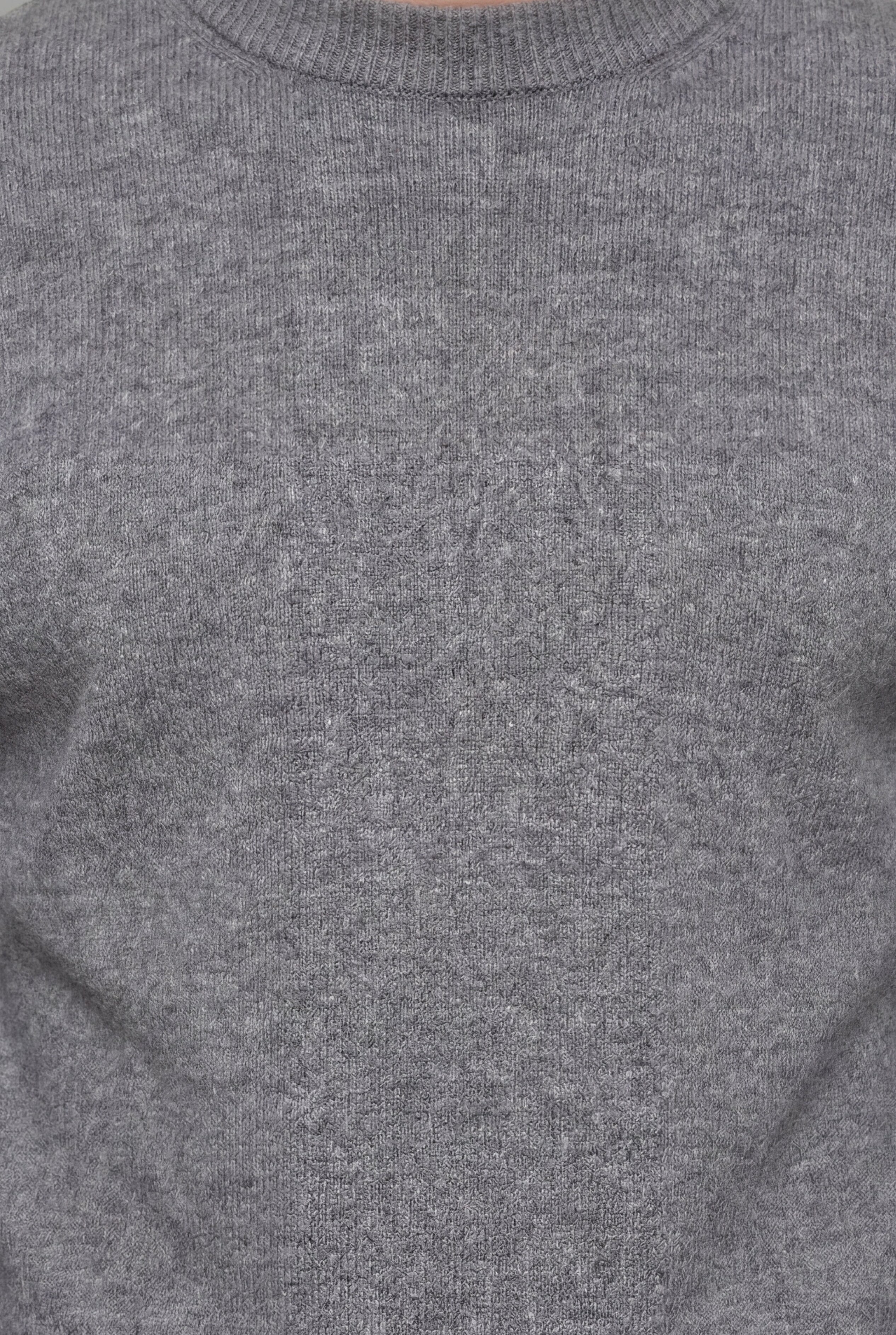 NARETH CREWNECK SWEATER – GRAY