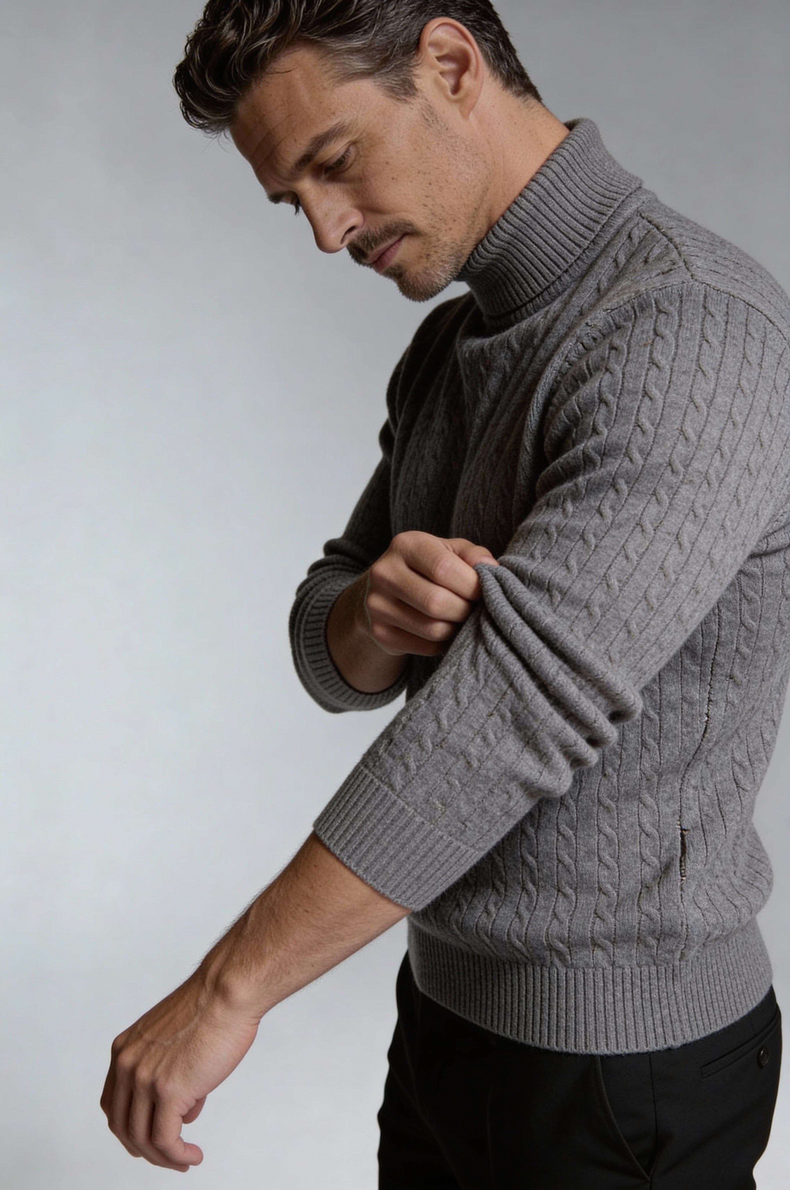 NORELLI CABLE TURTLENECK – GRAY