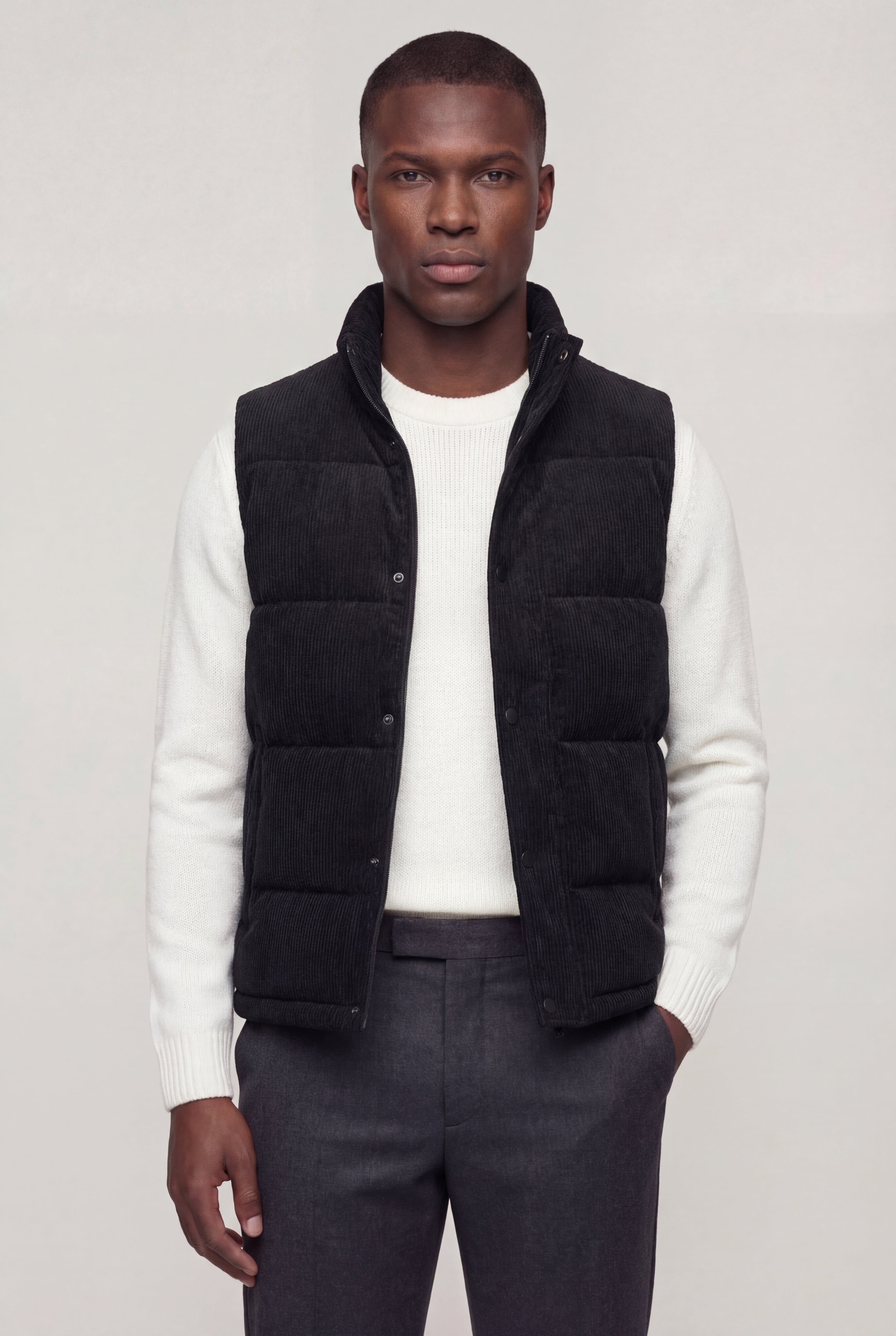 RAVION CORD PUFFER VEST – BLACK