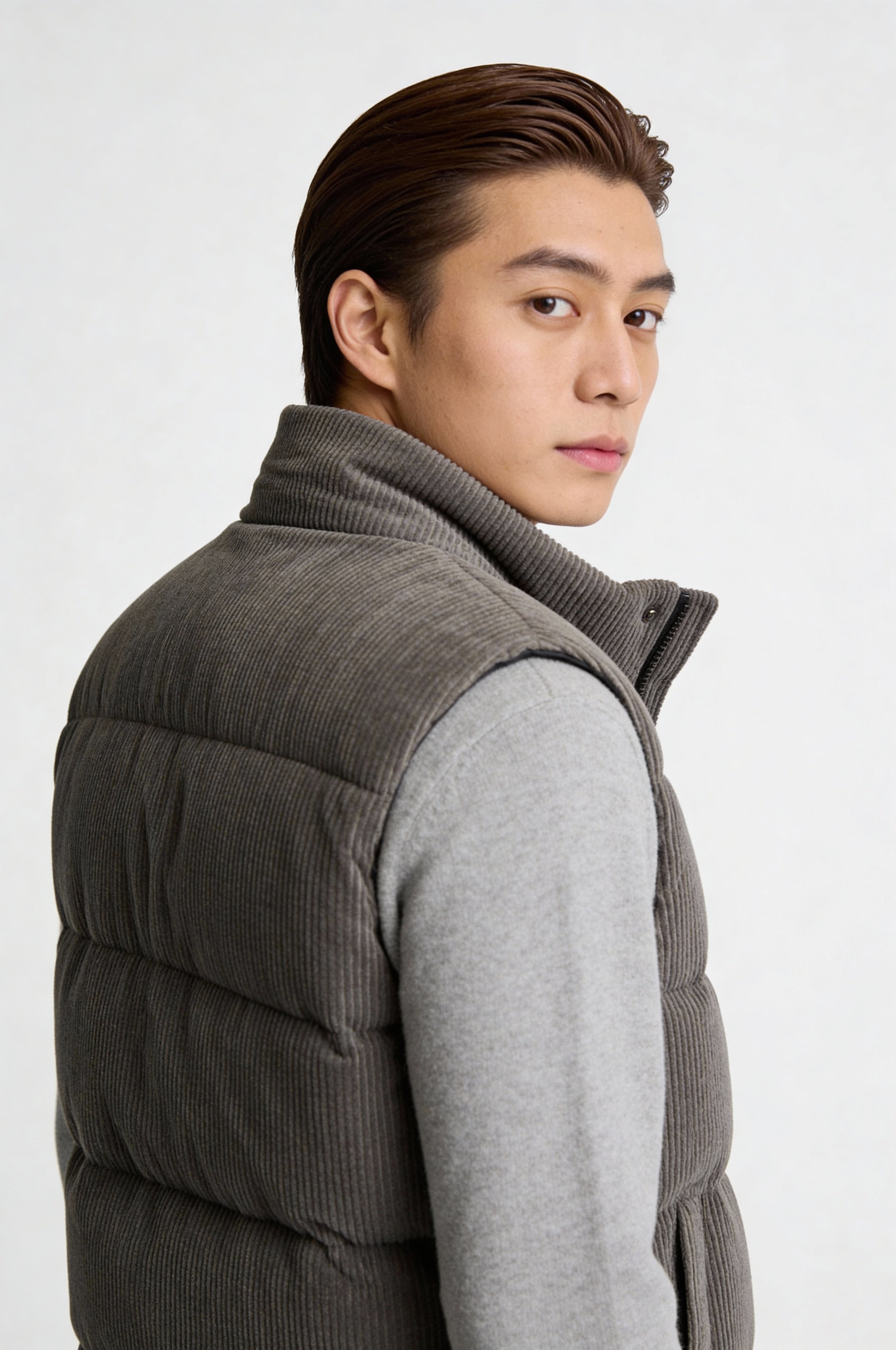RAVION CORD PUFFER VEST – GRAY