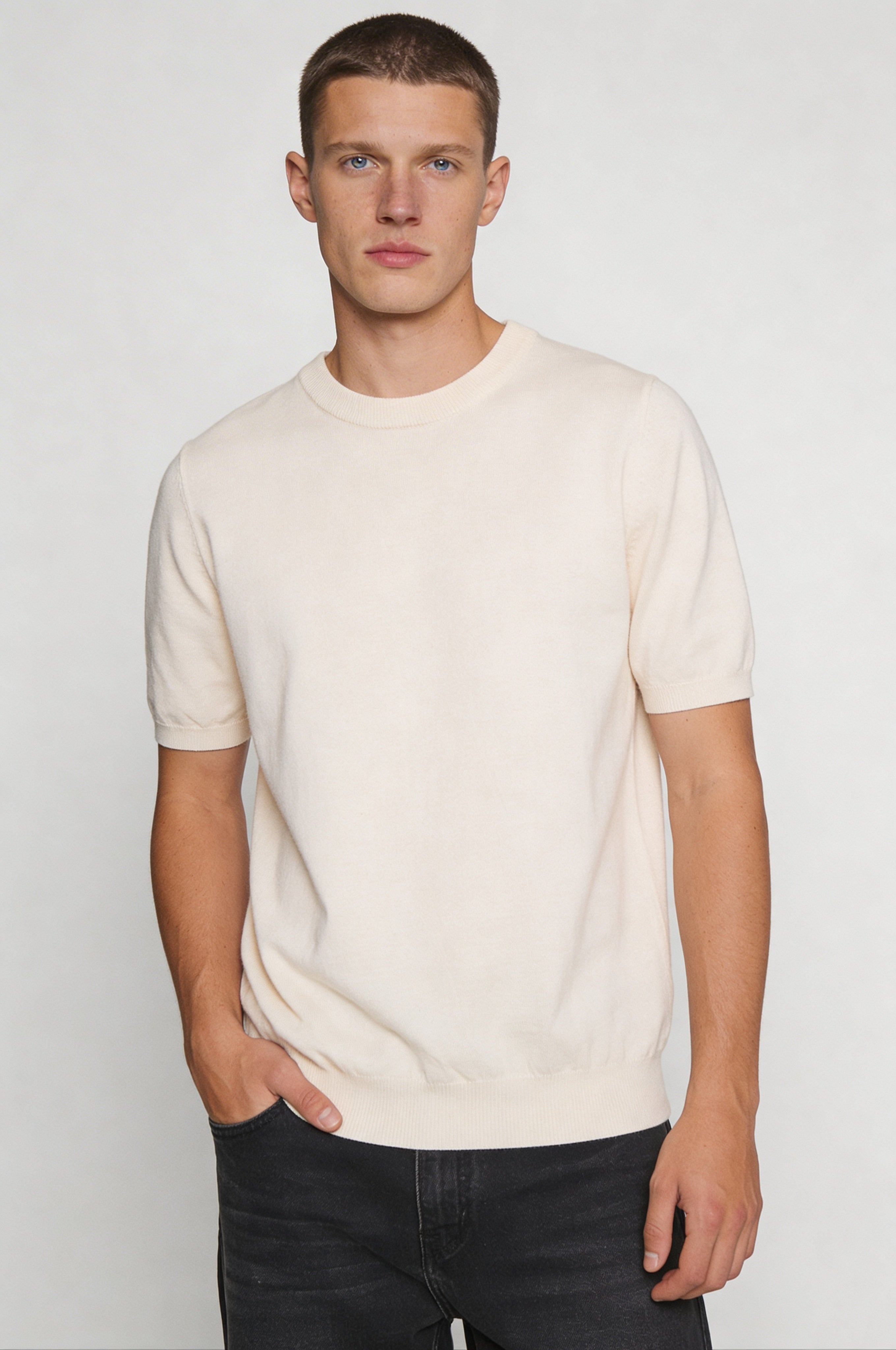 SOLEN KNIT TEE – CREAM WHITE