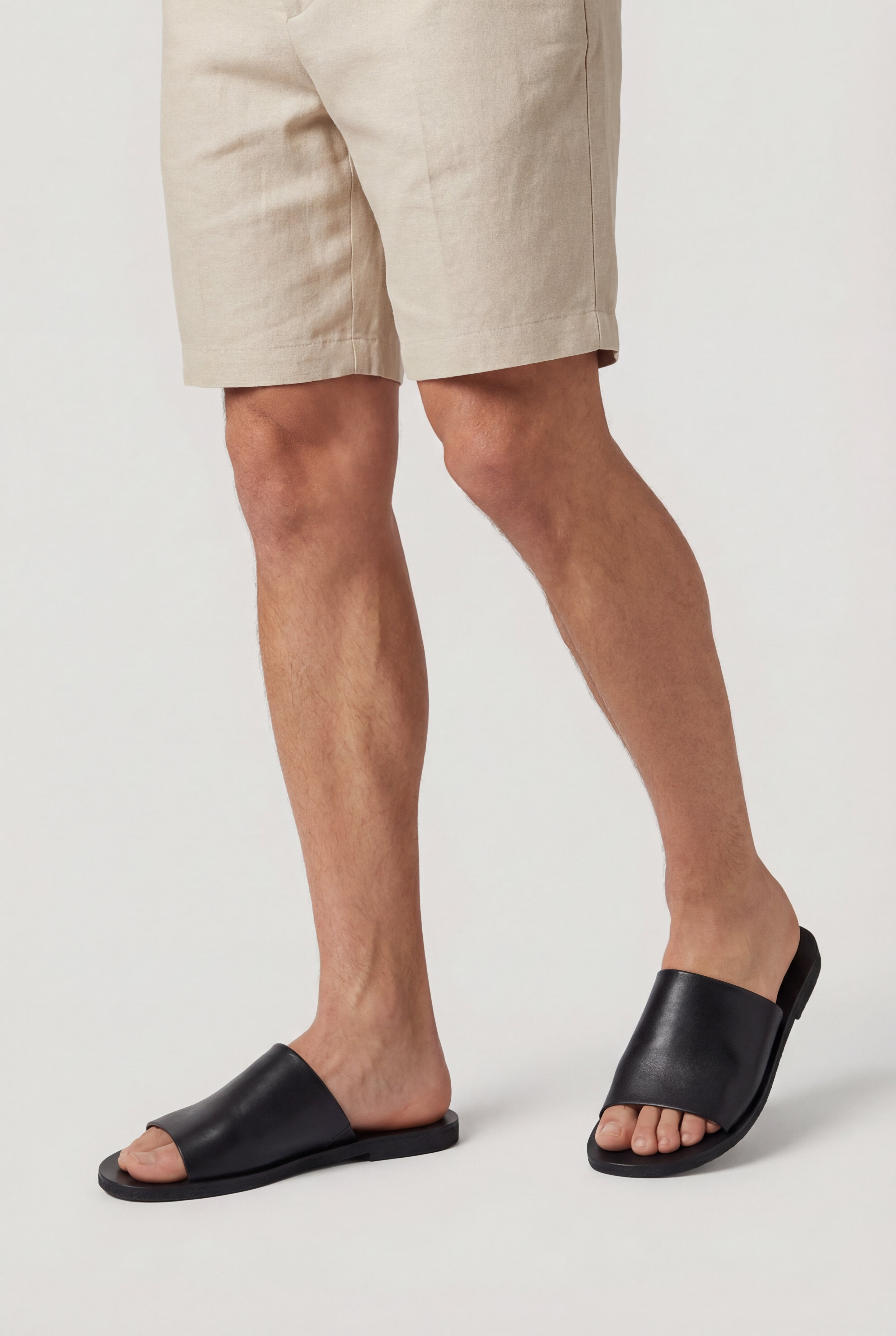 SOLTREX SLIPPERS – BLACK