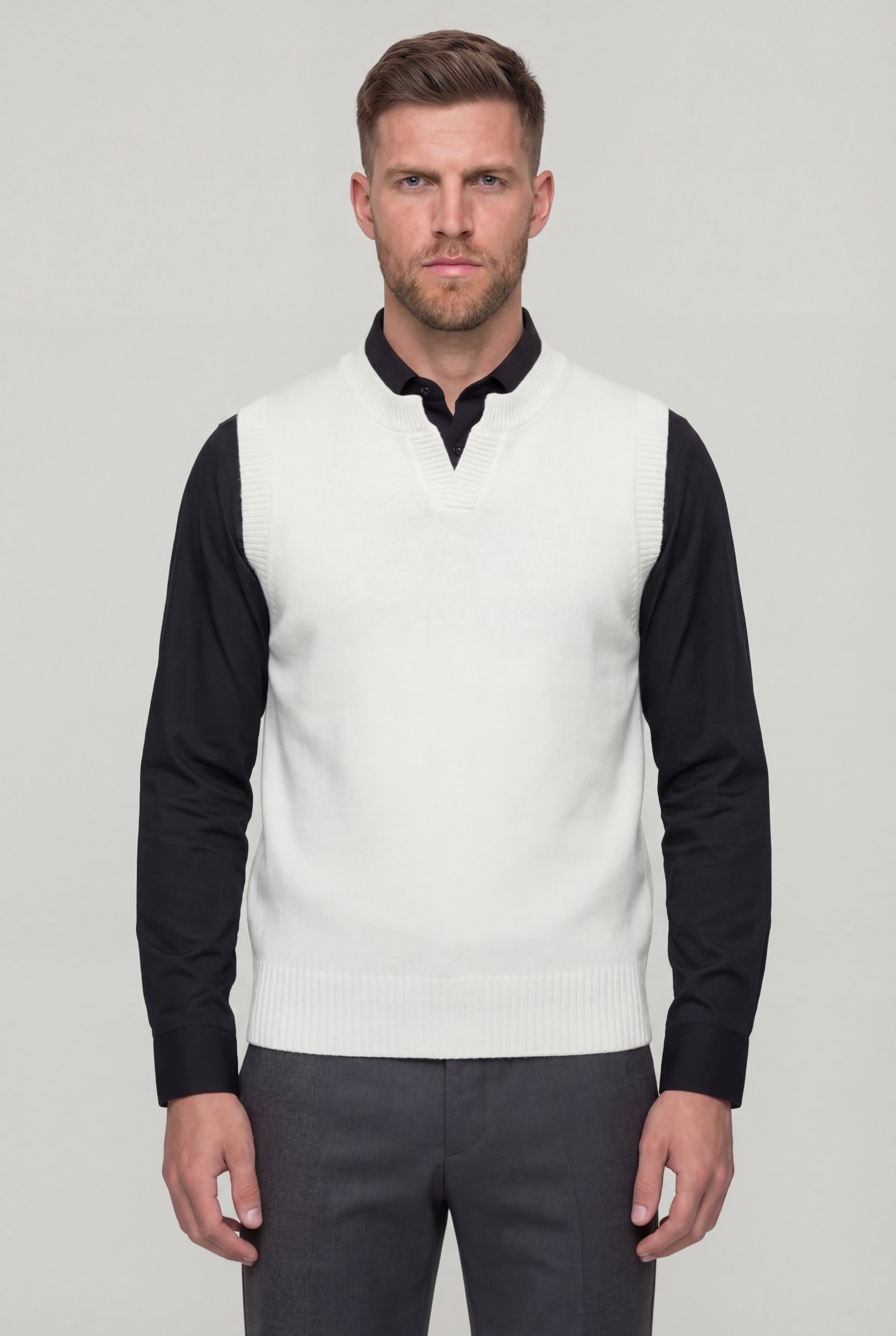 SOLVARO KNIT SWEATER VEST - WHITE