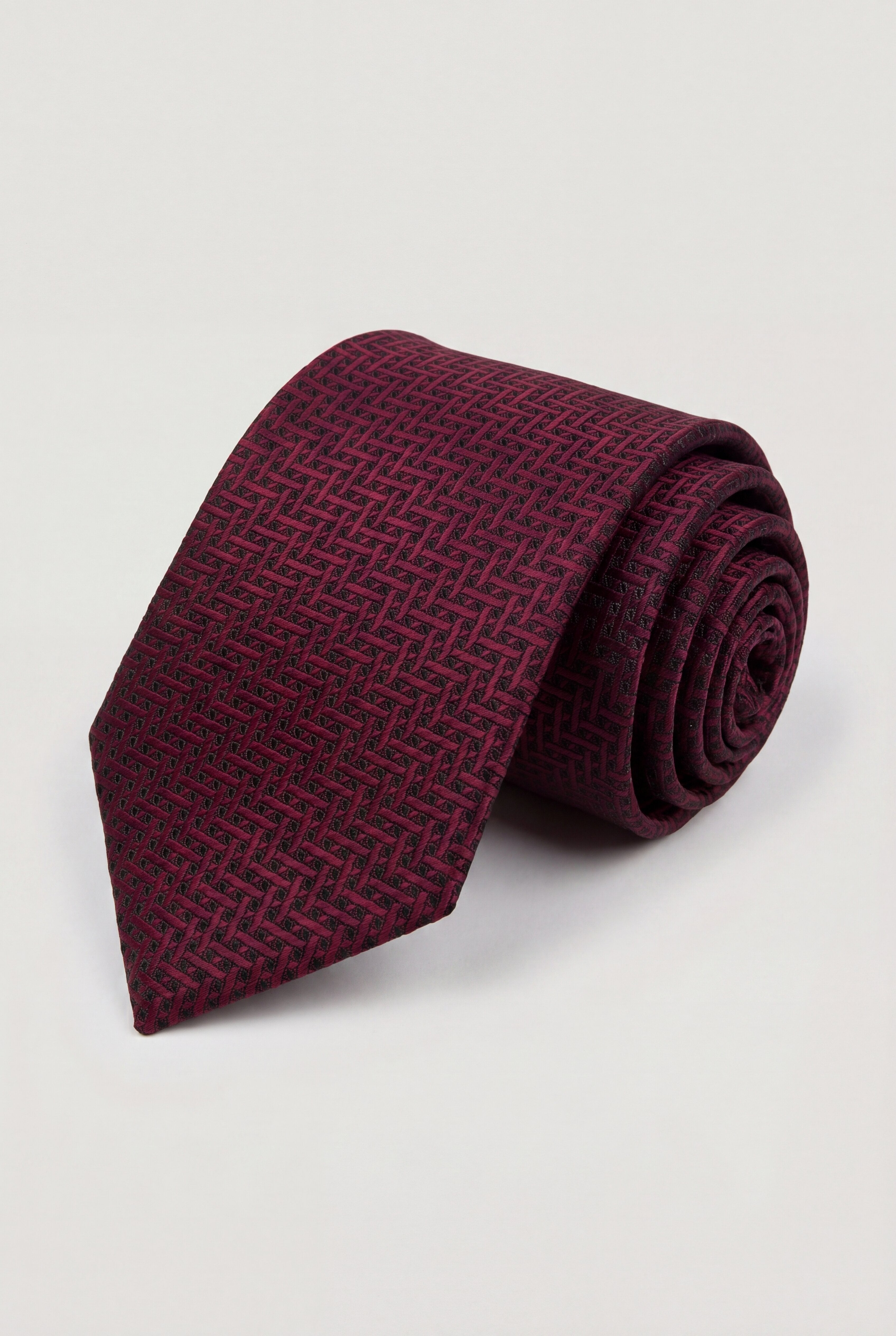 STRIPE BUSINESS TIE - BURGUNDY